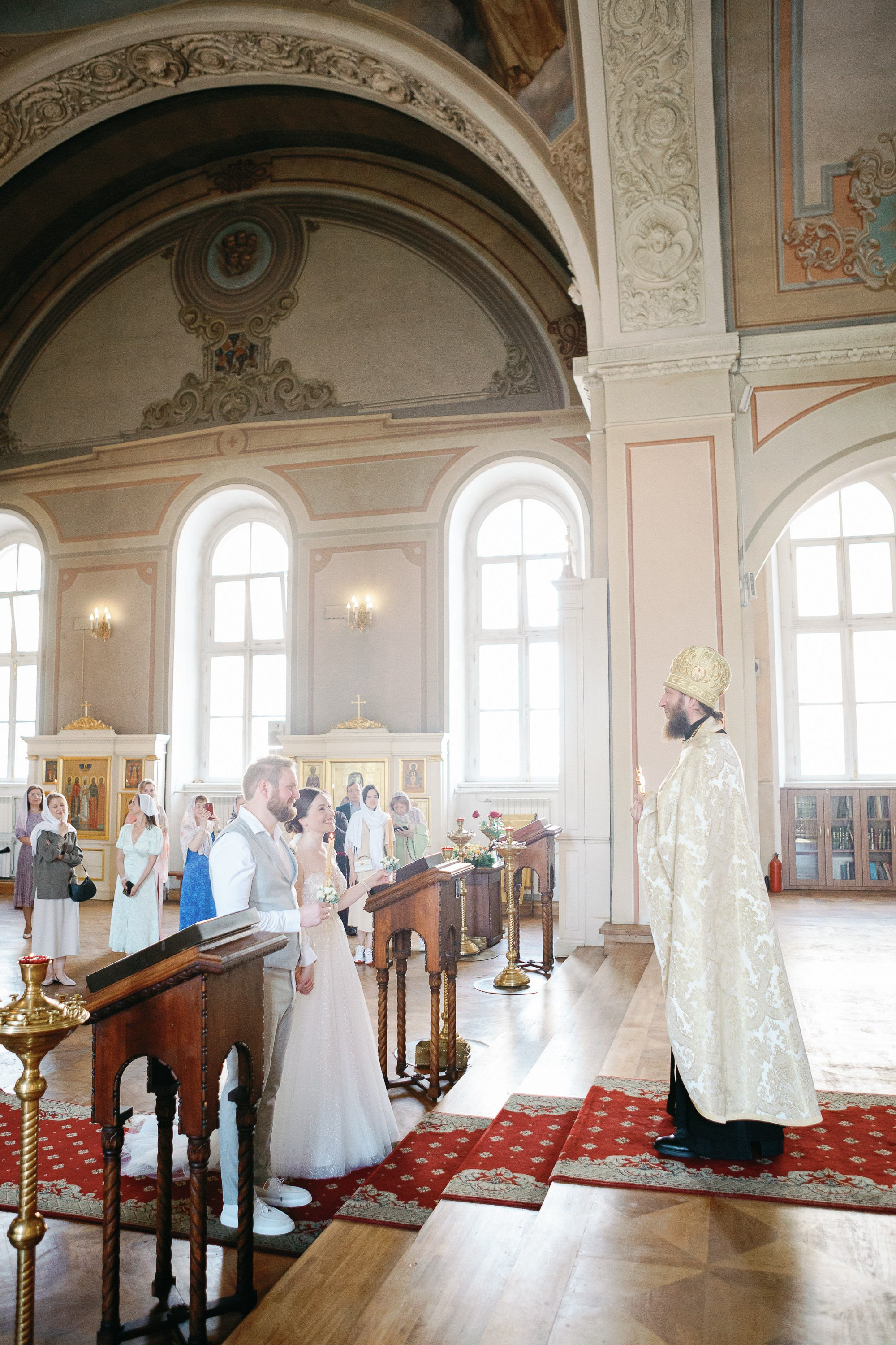 Домовый храм святой мученицы Татианы при Московском государственном университете имени М.В. Ломоносова. Венчание.