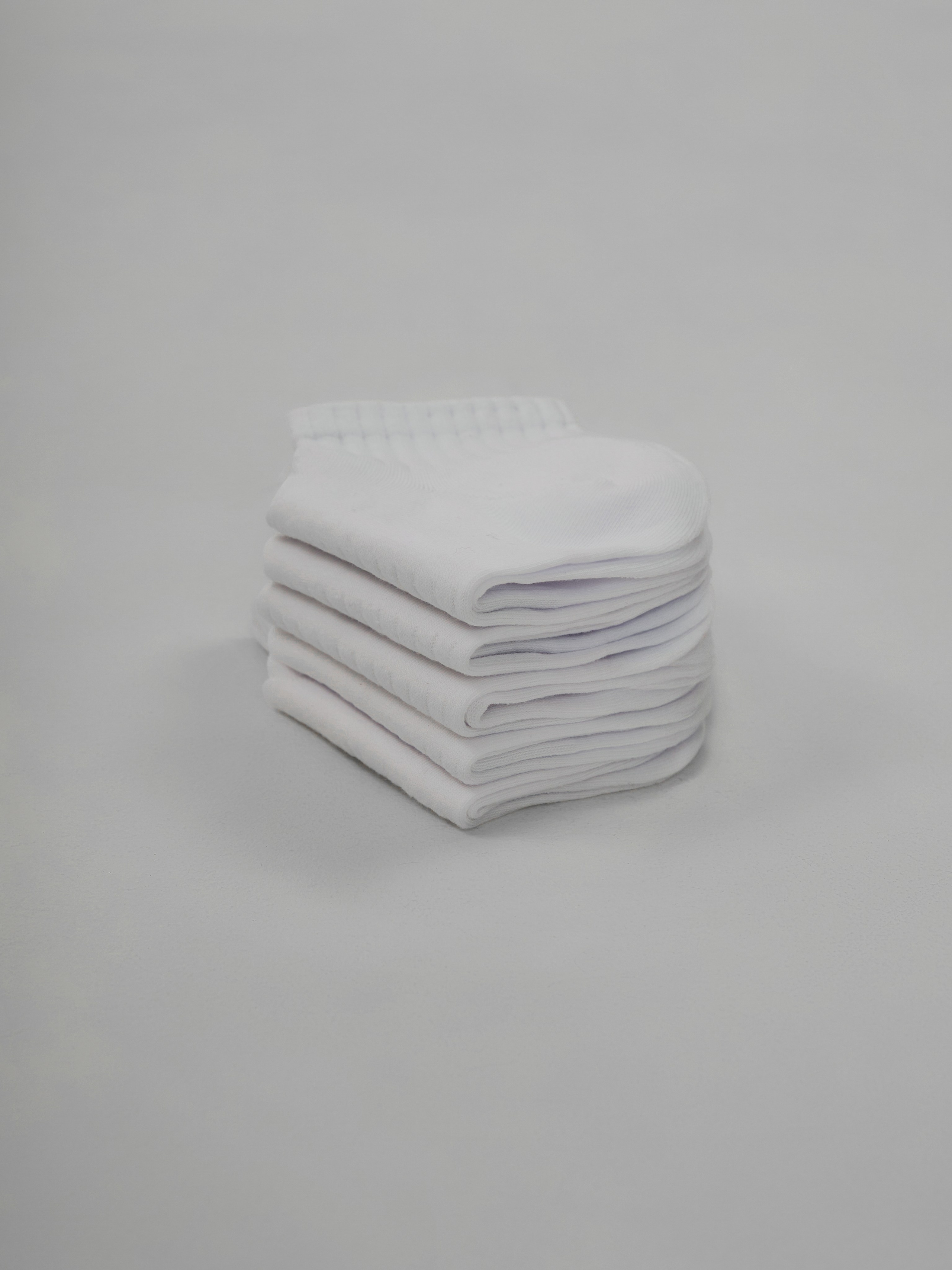 Носки. Фотограф