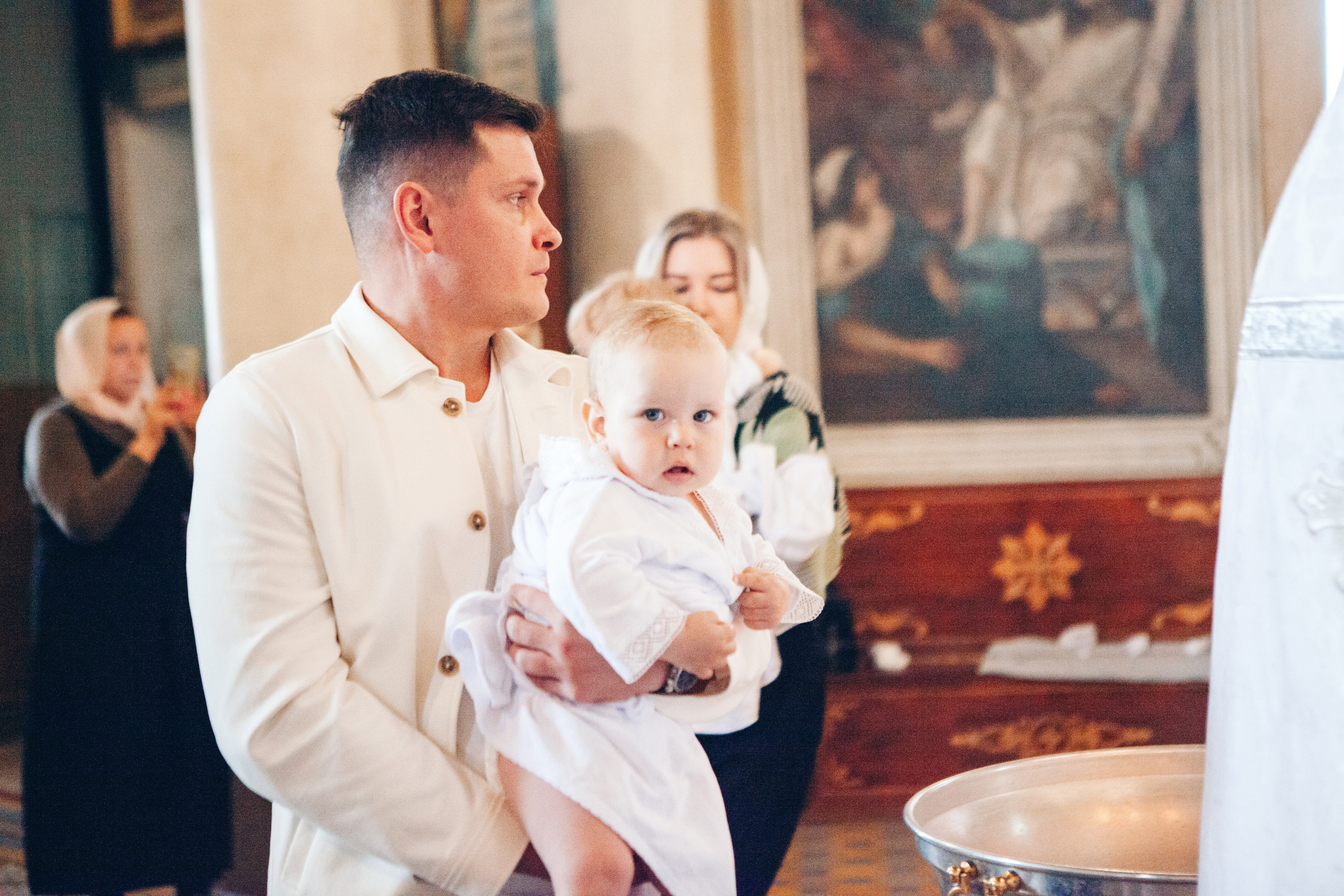 Крещение ребенка в церкви. Фотограф Ольга Ефремова