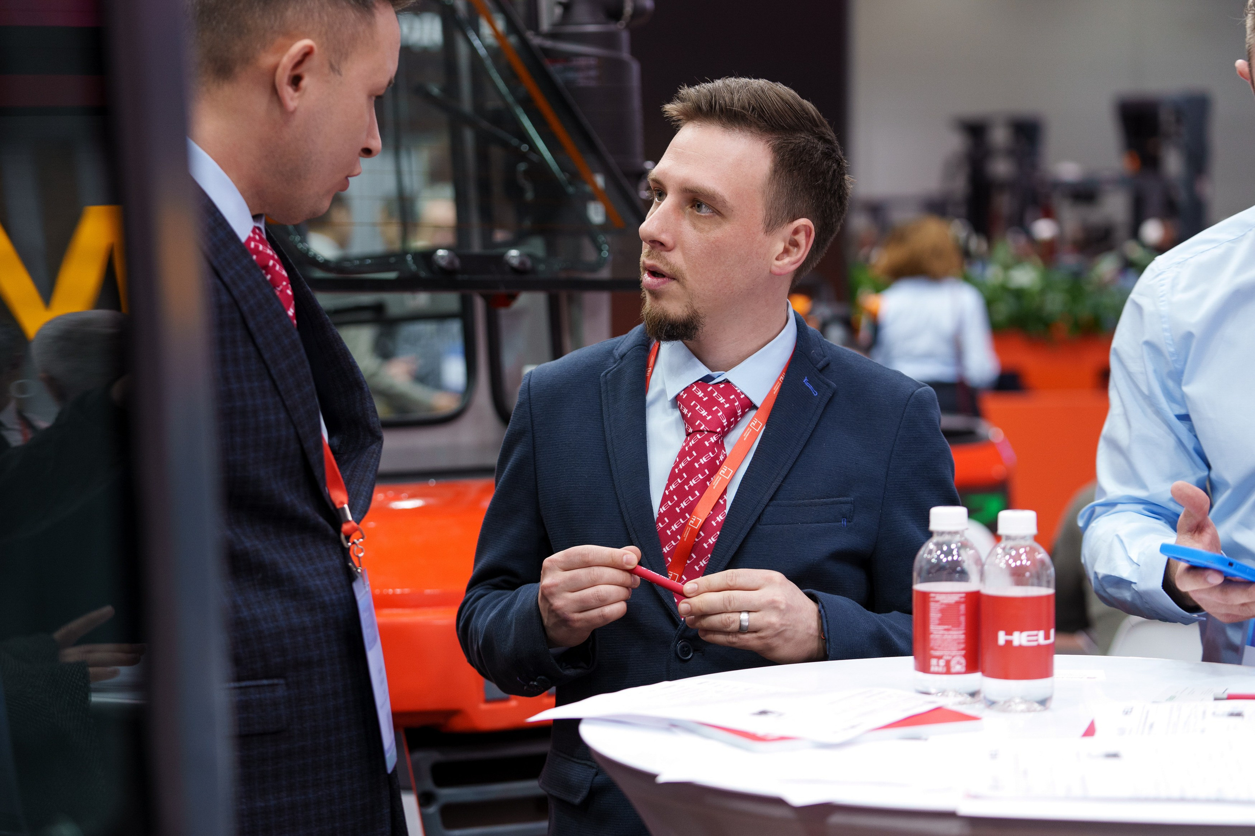 HELI. Стенд в Крокус Экспо. Фотограф Саша Блюз