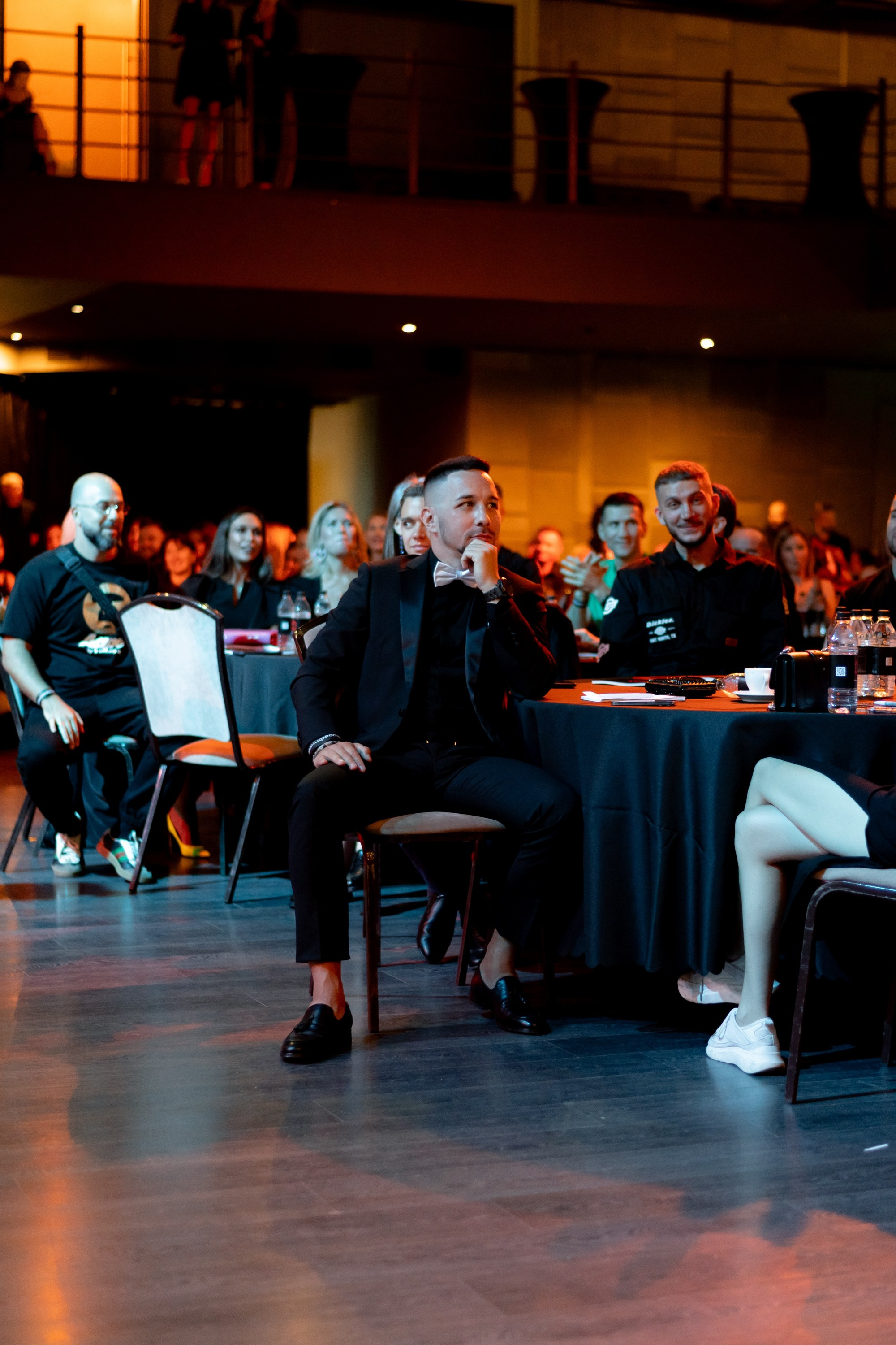 Манифестор. Фотограф в Москве. Антон S