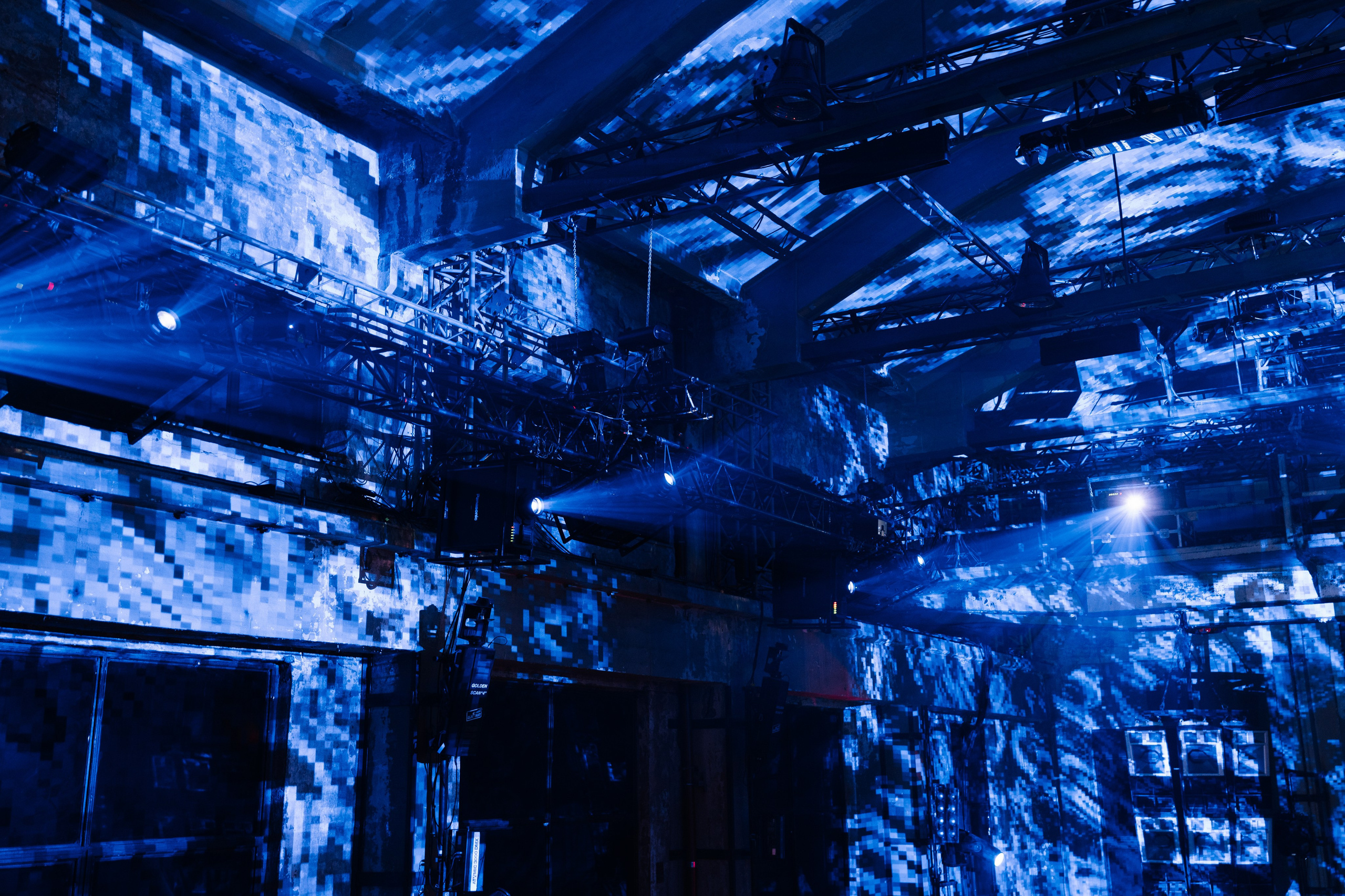 SICK YEARS, ARMA ╳ SILA SVETA. @tomrus: Рустам Шагиморданов — фотограф