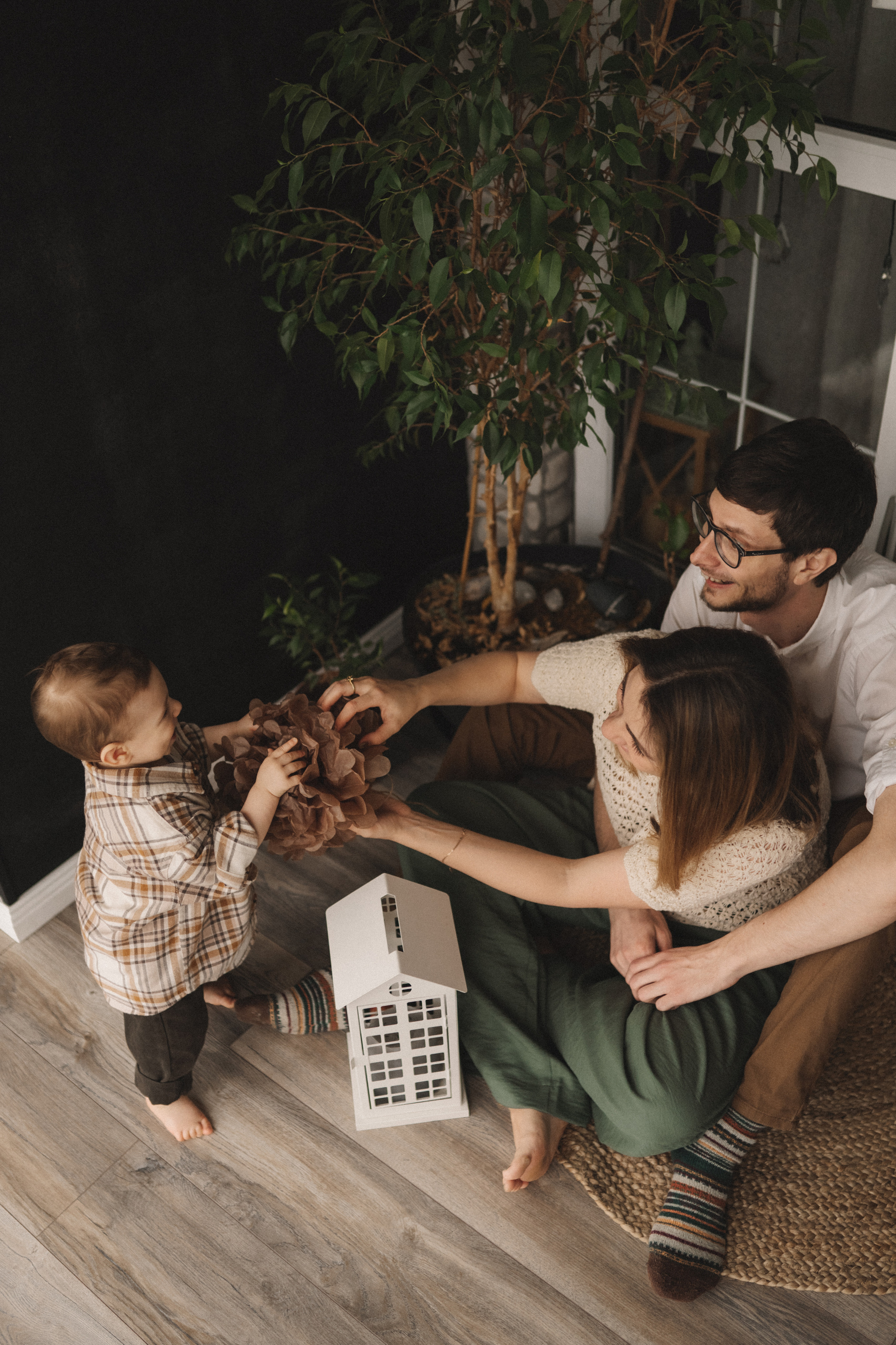 Семья Насти и Феликса. Семейный lifestyle фотограф в Москве Рената Рафикова