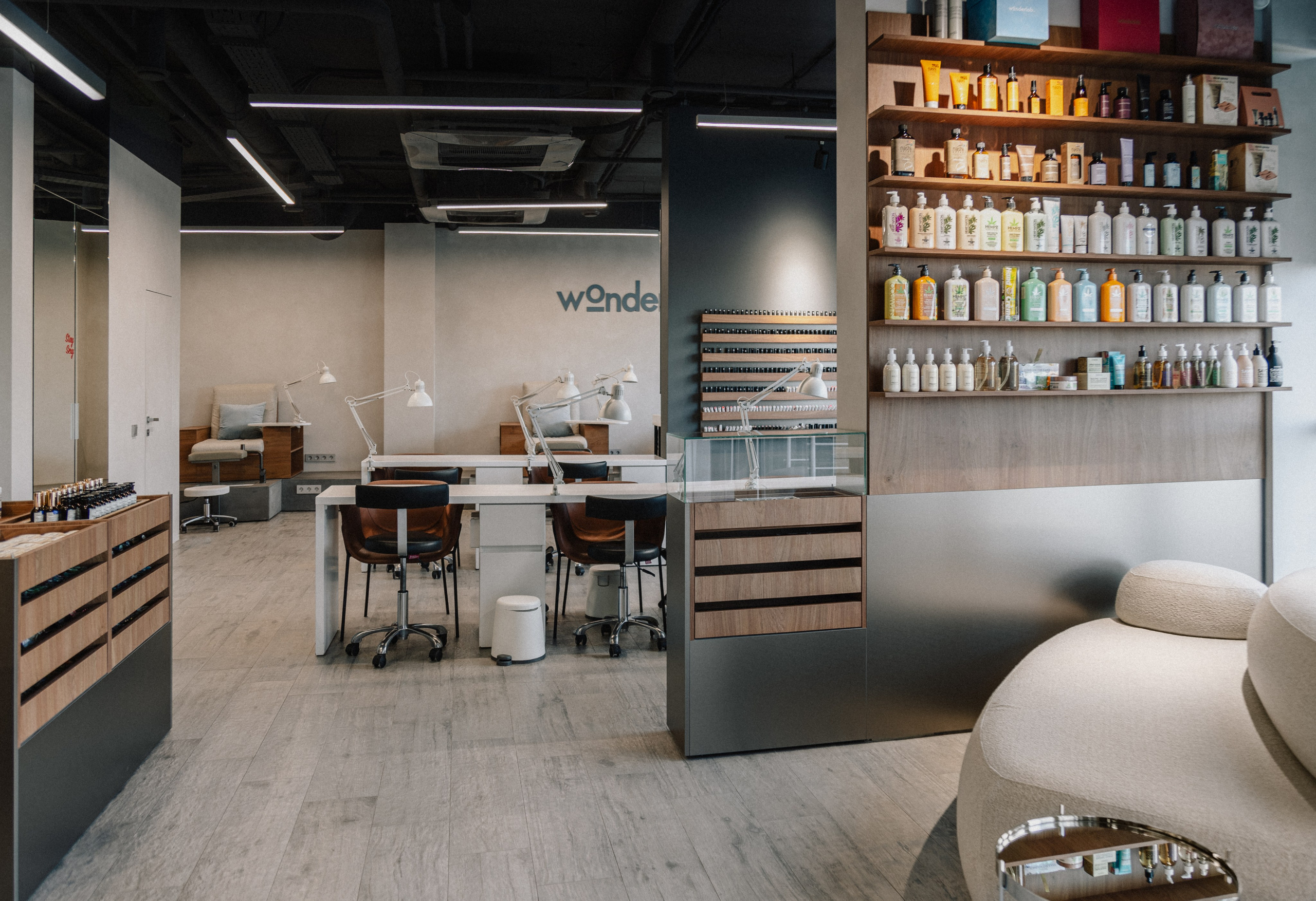 Wonderlab by Elena Sosnitskaya. Ekaterina Symidi. Interior Photographer