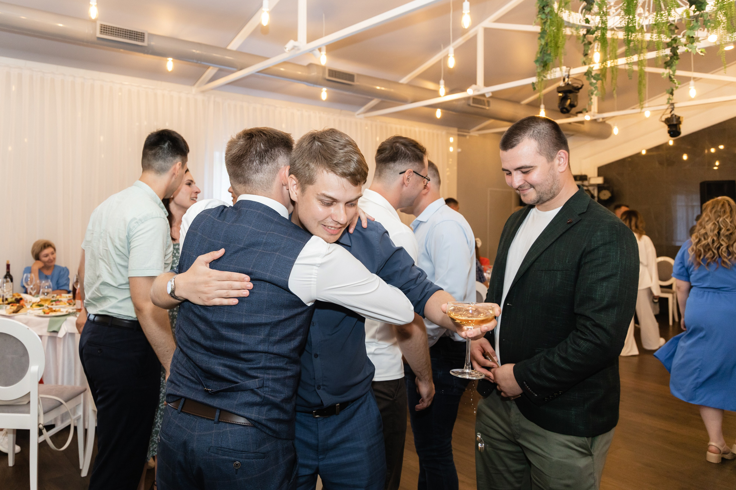 Алёна и Денис (полный день). Фотограф в Барнауле Юлия Садвокасова