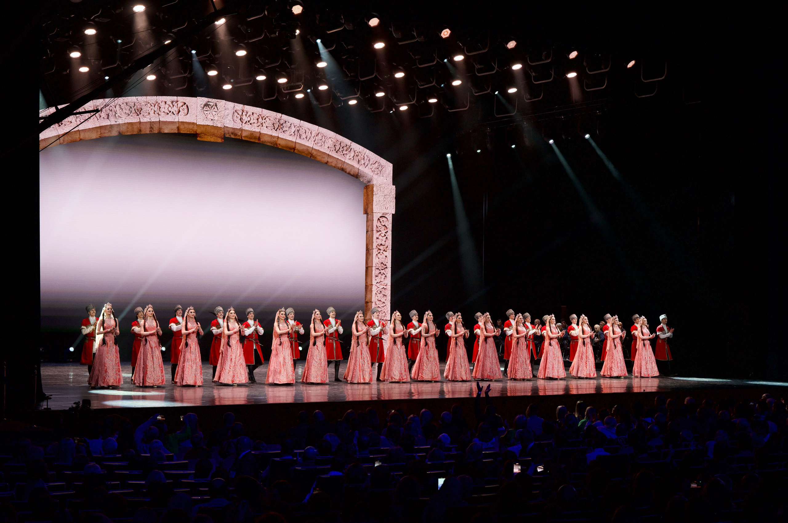 Ансамбль «Лезгинка». Фотограф Николай Костюк