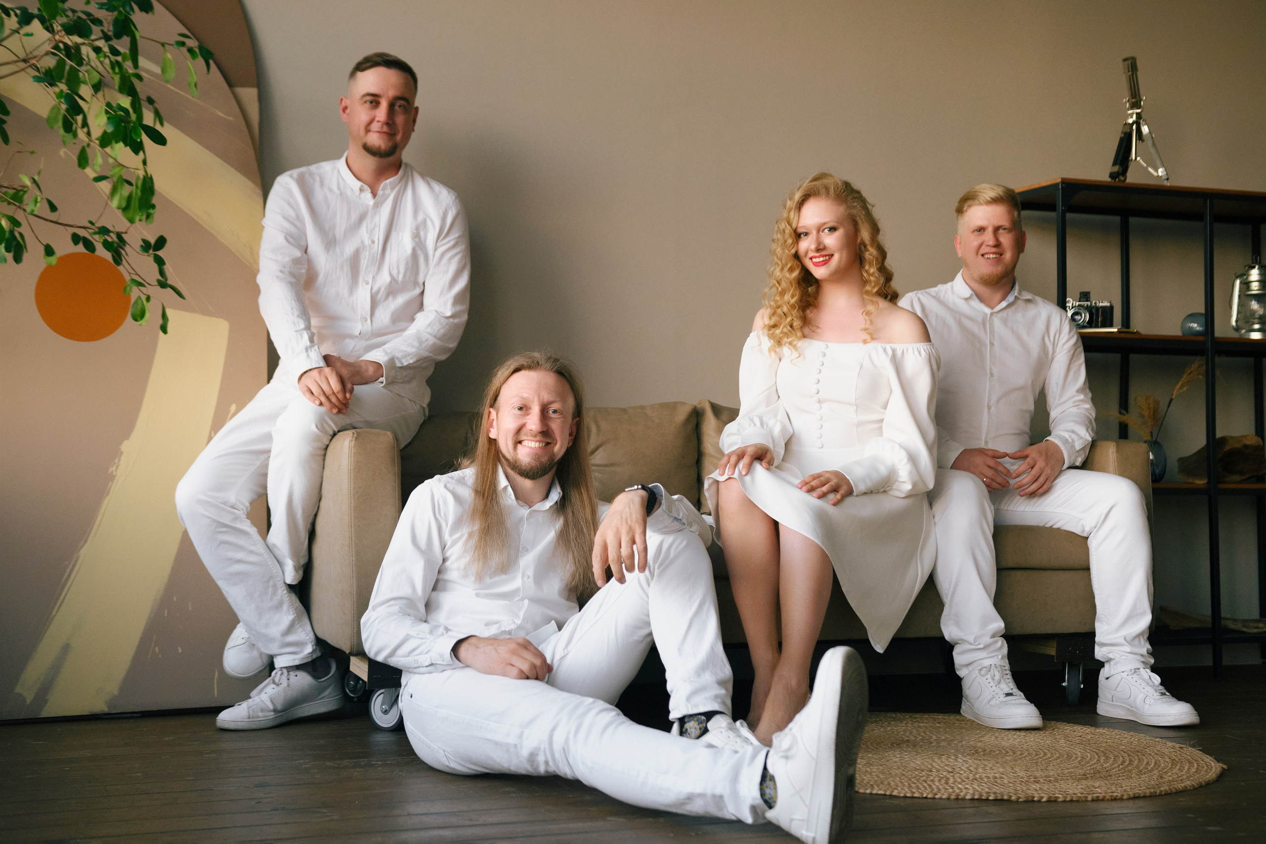 Музыкальные группы. Антон Ив