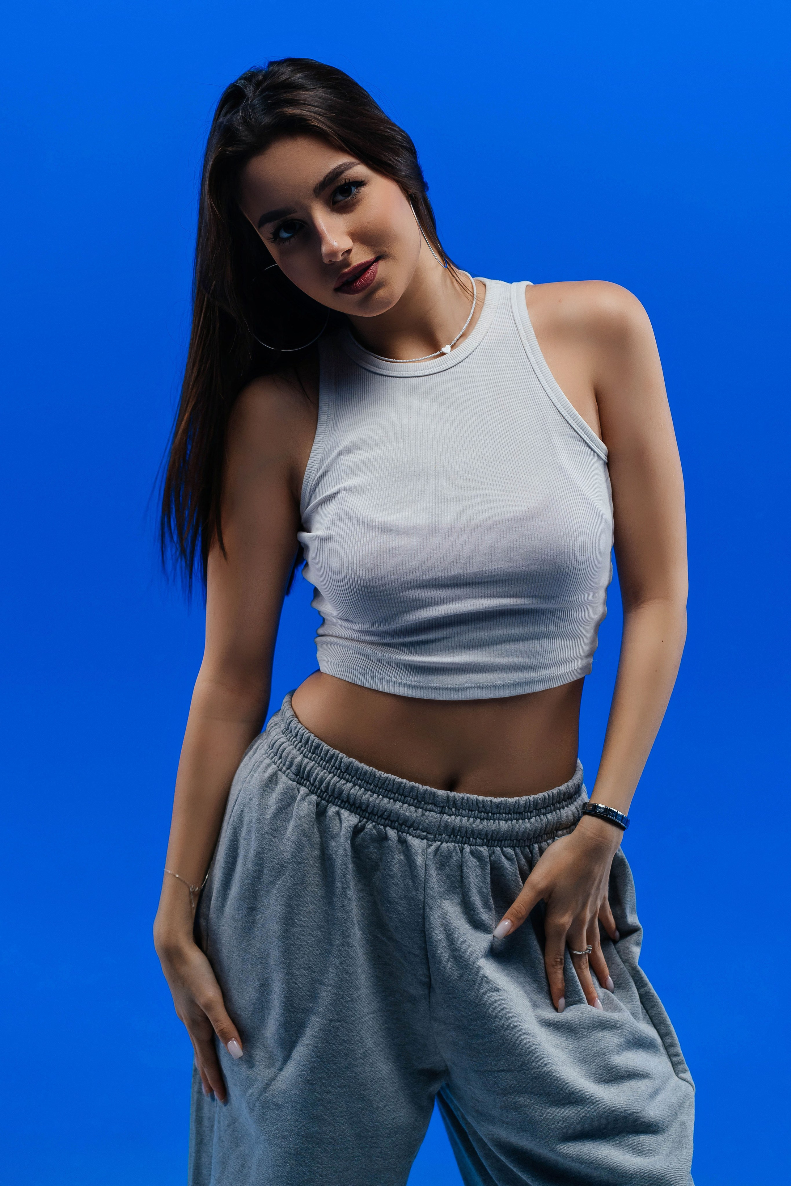 Студийный минимализм. Виктория Алпеева — фотограф по любви