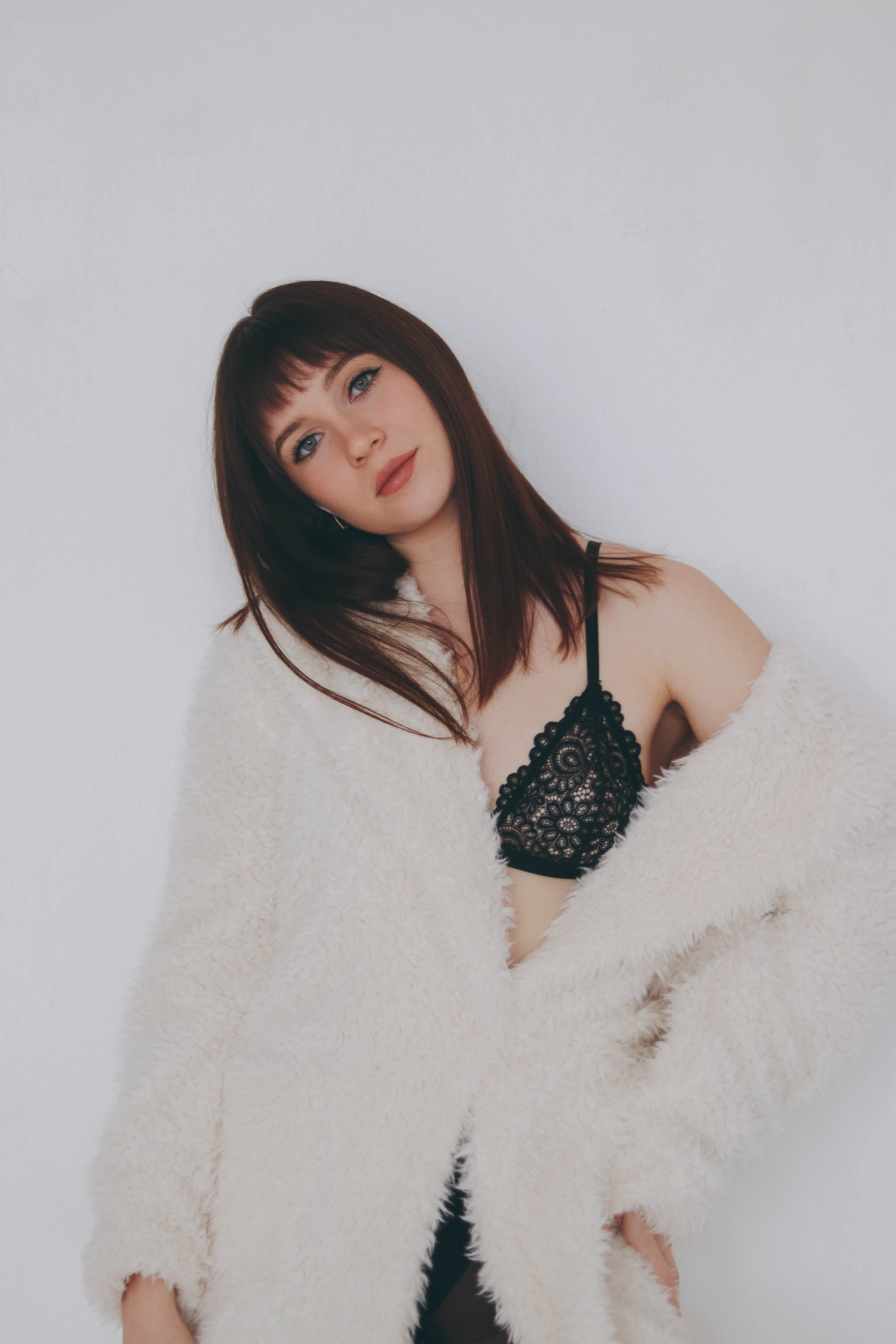 Фотосъёмка Вики в студии. Фотограф Самара Лена Мандарин