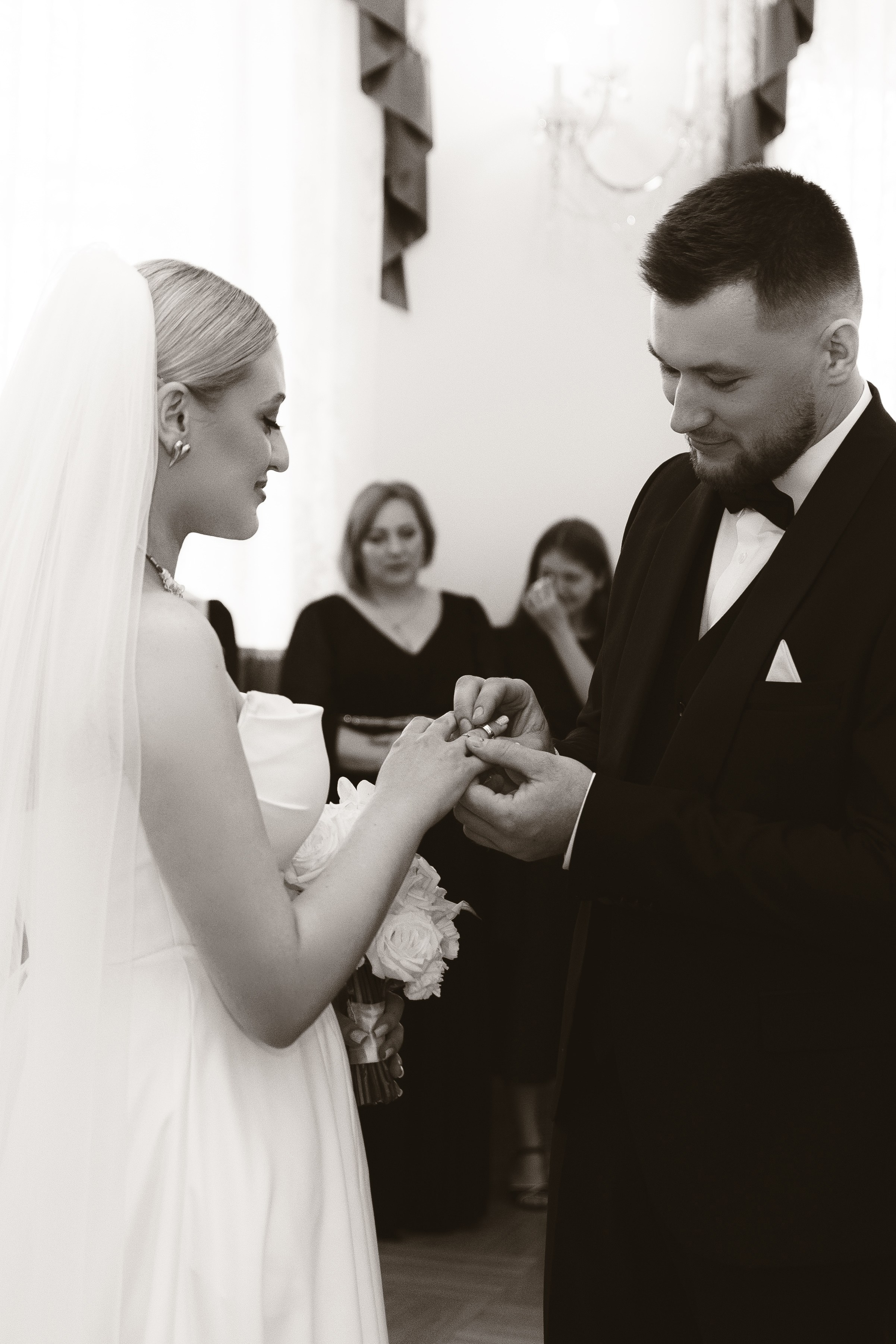 Влюбленные взгляды. Свадебный фотограф Кемерово Томск Новосибирск