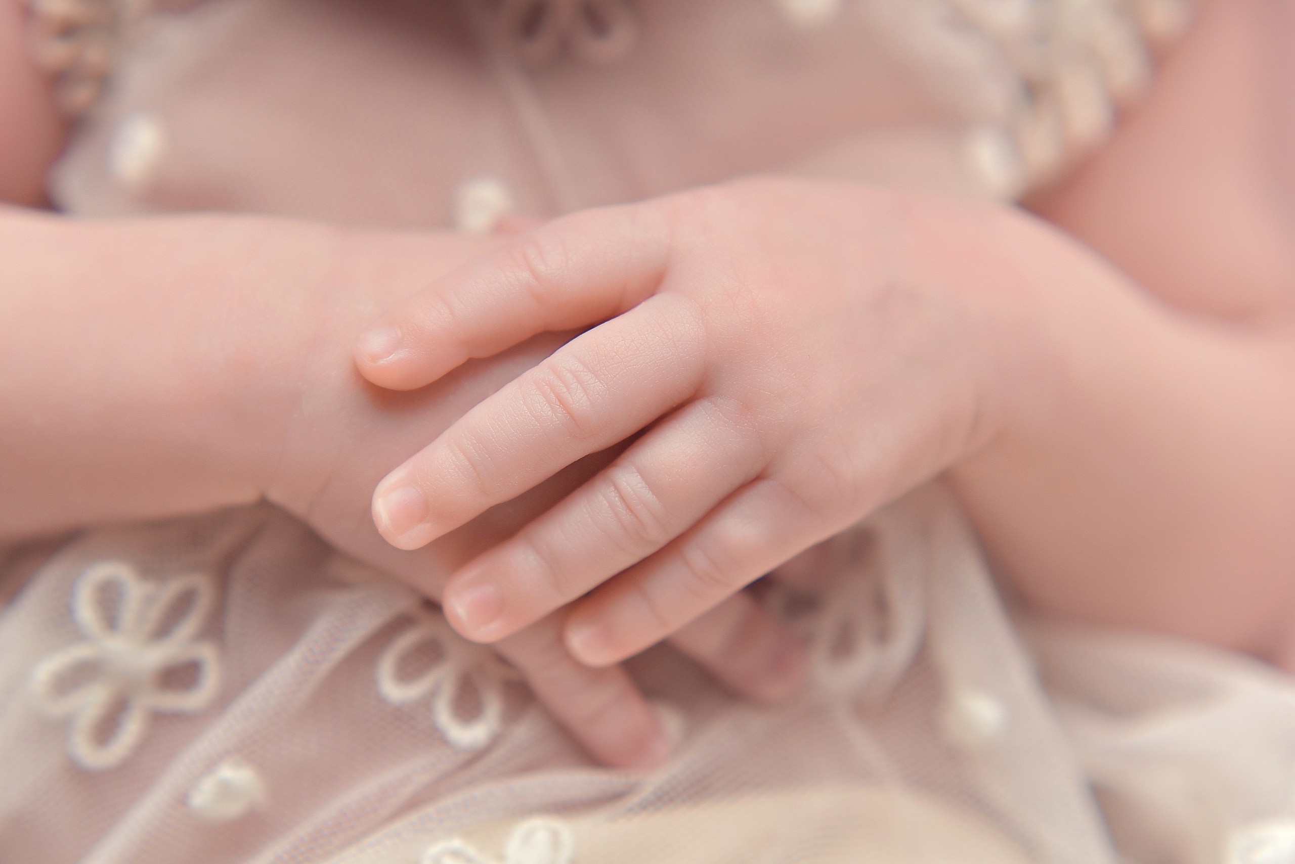 Макро кадры. Елена Комиссарова-фотограф новорожденных в г. Иваново