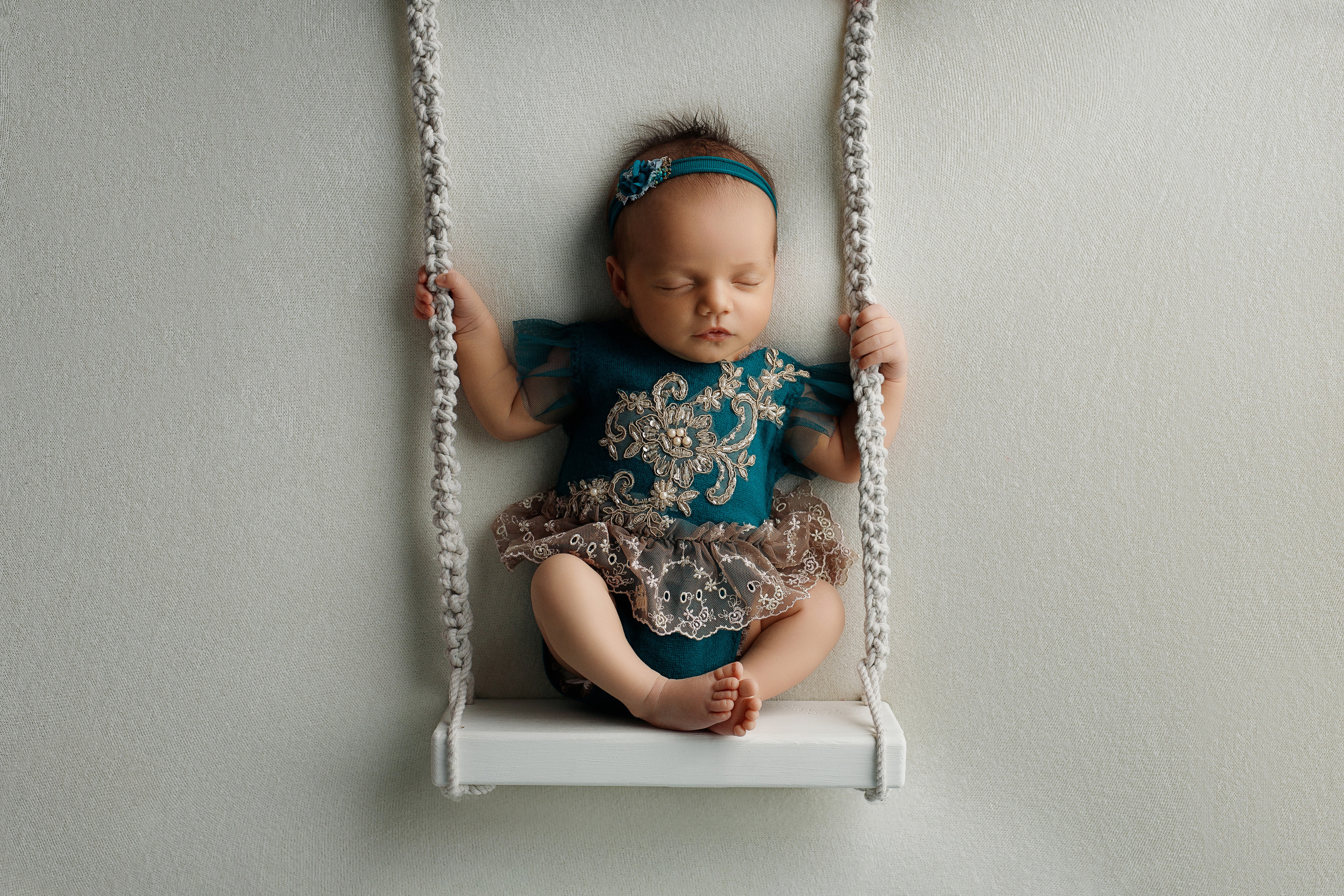 Фотосессия малыша Екатеринбург. Фотосессия новорождённого Екатеринбург. Фотограф newborn Екатеринбург. Фотограф новорожденных Екатеринбург. Фотограф Екатеринбург. Фотосессия Екатеринбург. Фотосессия под ключ Екатеринбург 