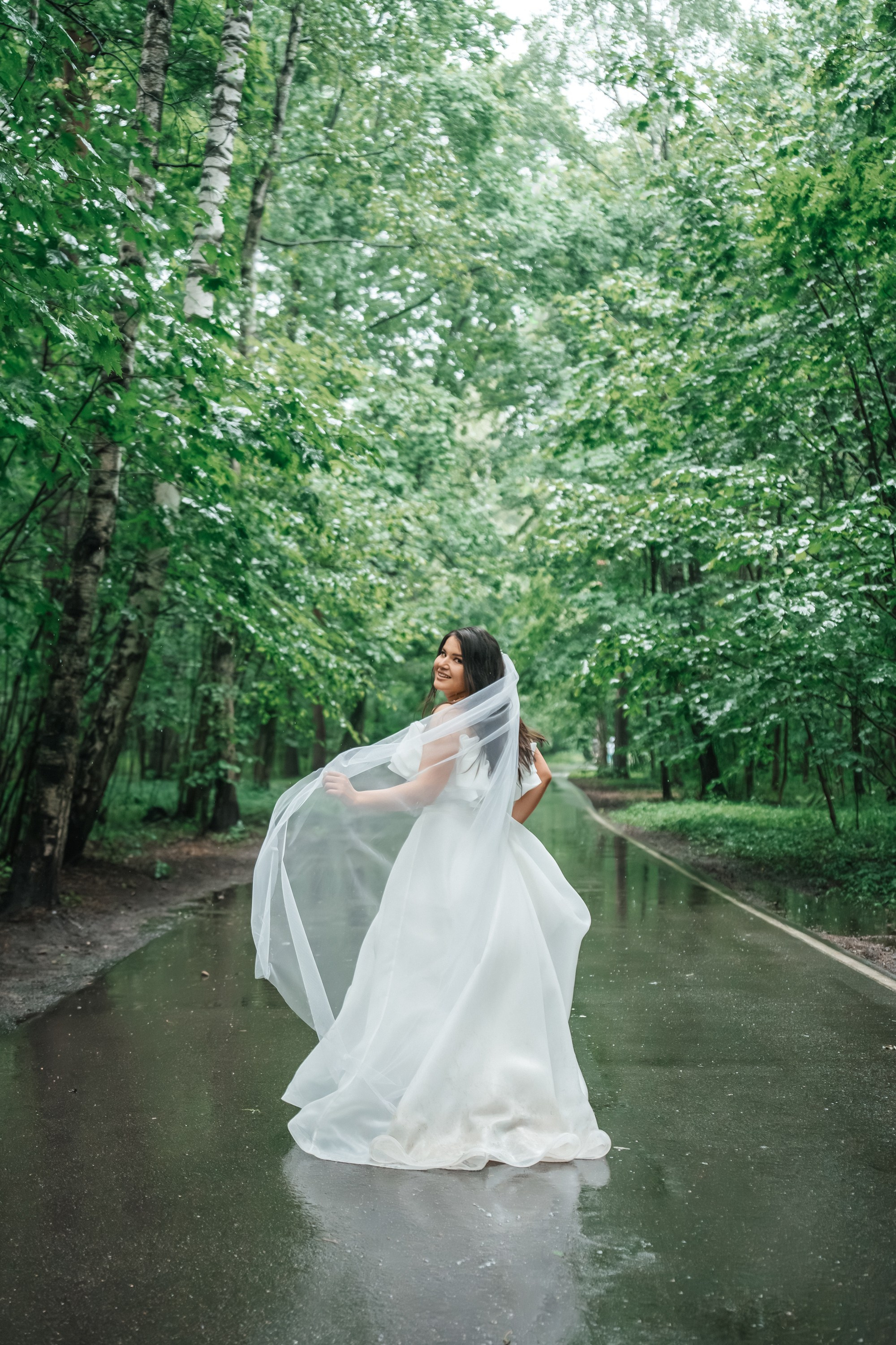 Свадебная фотосессия в оранжерее Ботанического сада им. Цицина. Свадебный и репортажный фотограф-видеограф Москва и Московская область