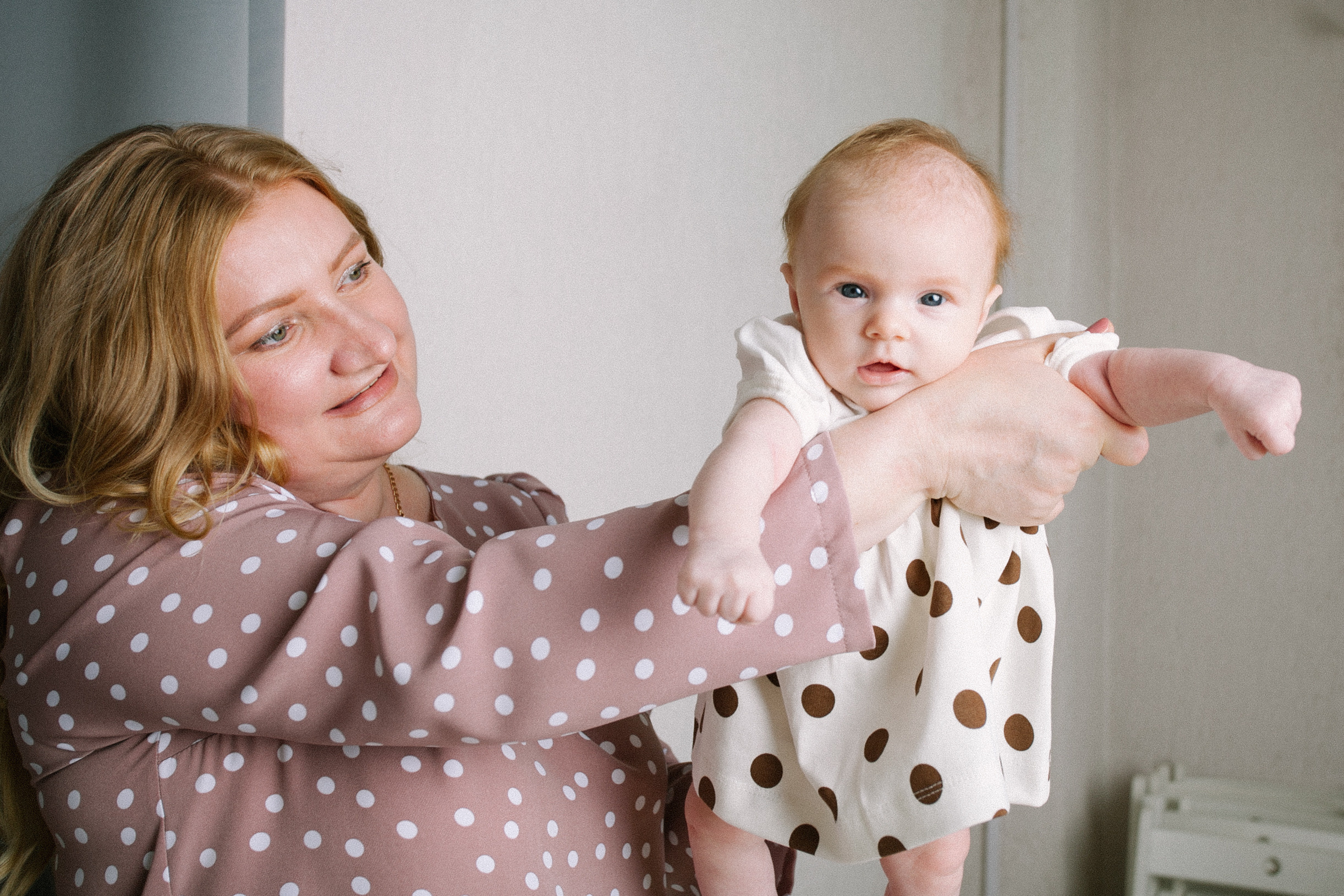 мама ребенок новорожденный фотосессия семья