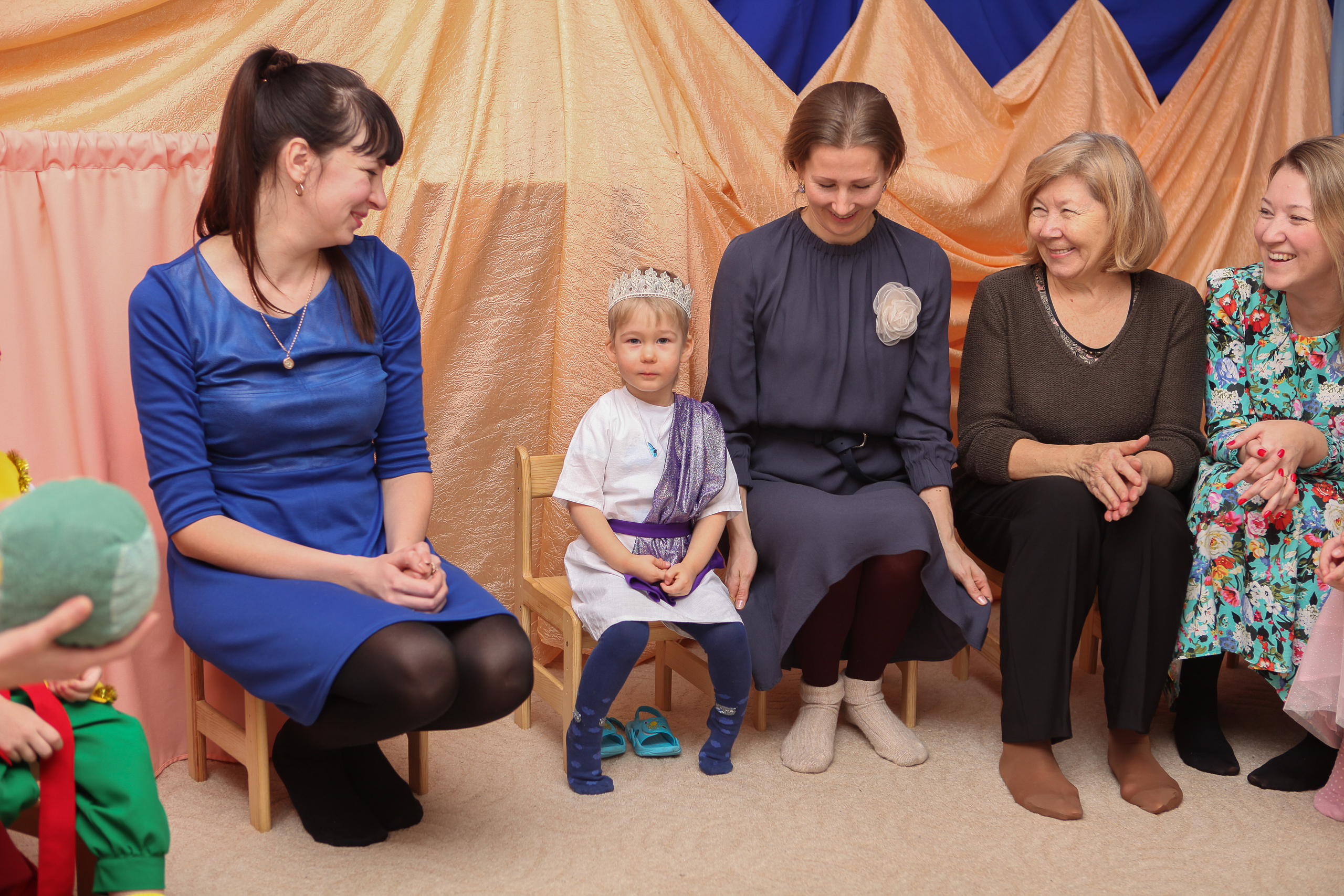 Новый год в Детском Саду Зернышко. Фотограф Дарья Локотко в Красноярске