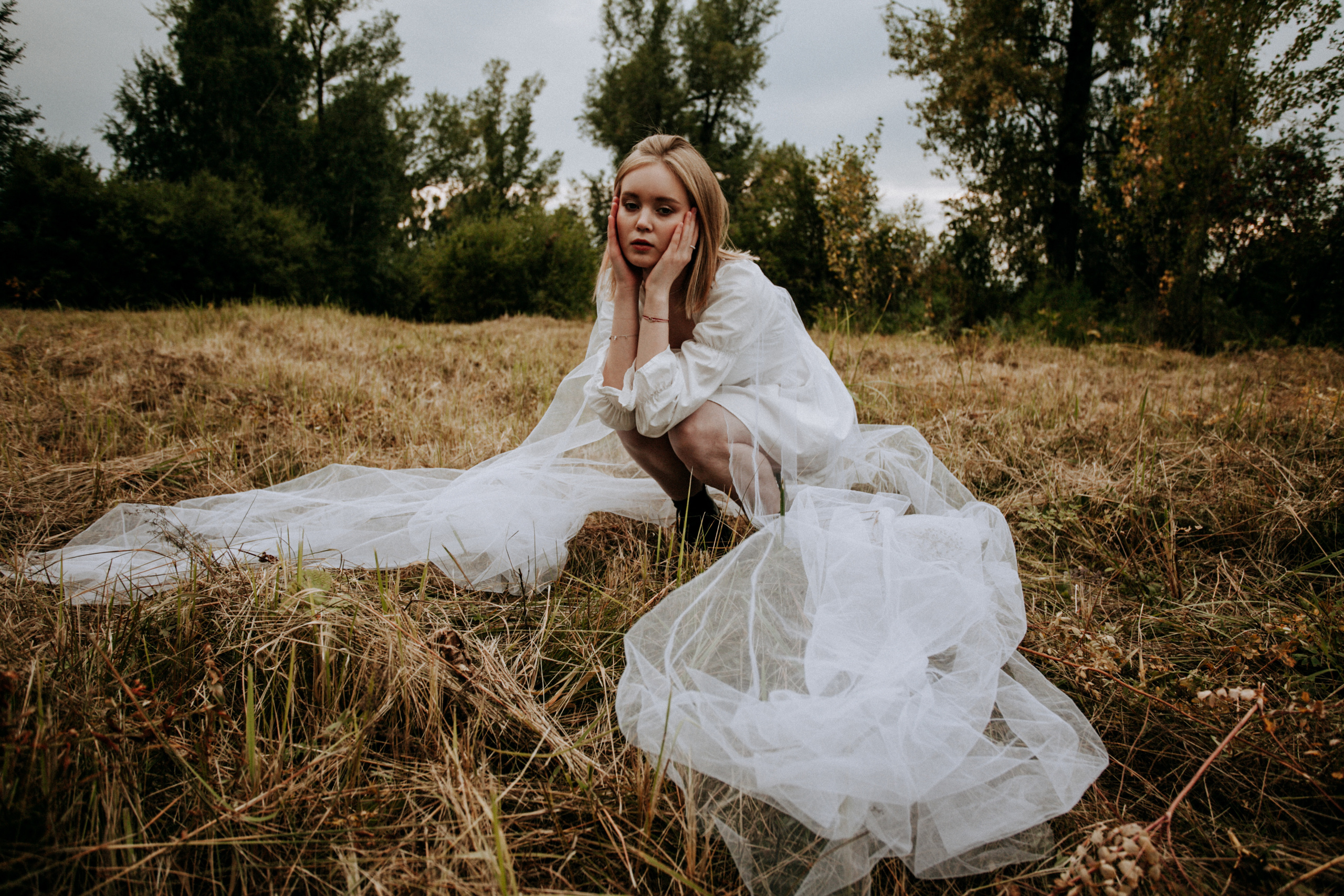 поле красивая невеста осень природа флер