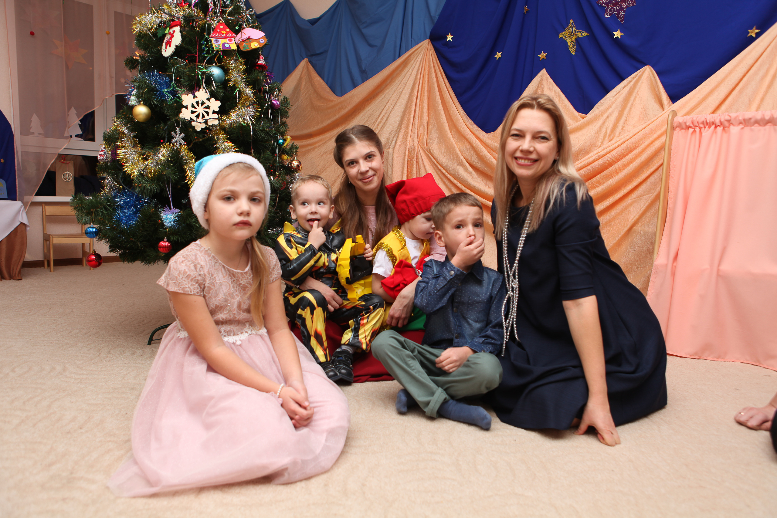 Новый год в Детском Саду Зернышко. Фотограф Дарья Локотко в Красноярске