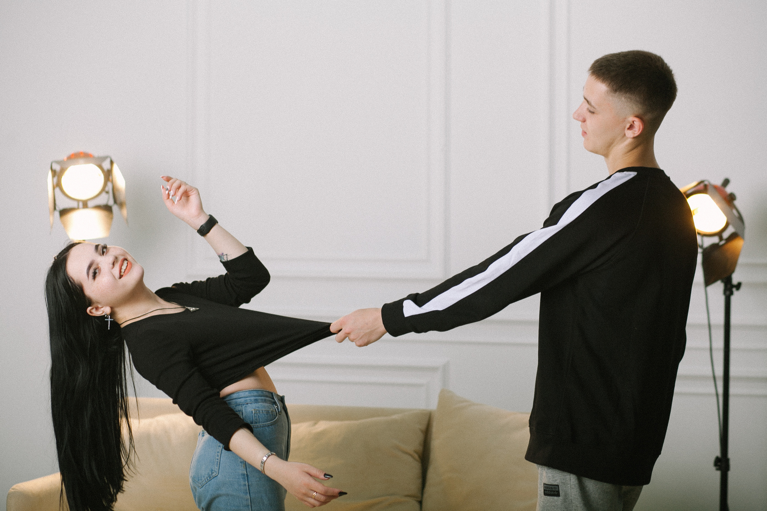 девушка парень любовь романтическая фотосессия в фото студии