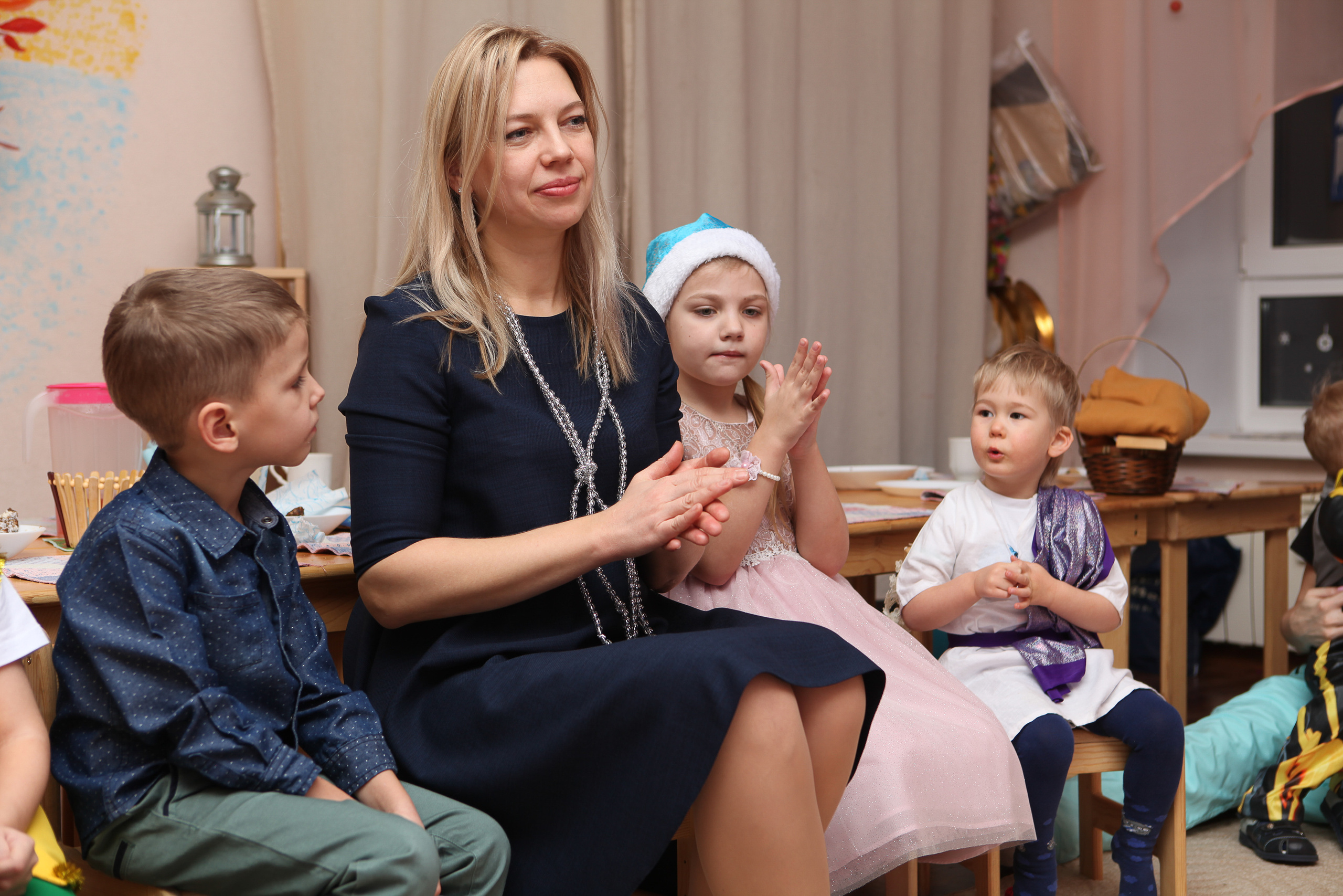 Новый год в Детском Саду Зернышко. Фотограф Дарья Локотко в Красноярске