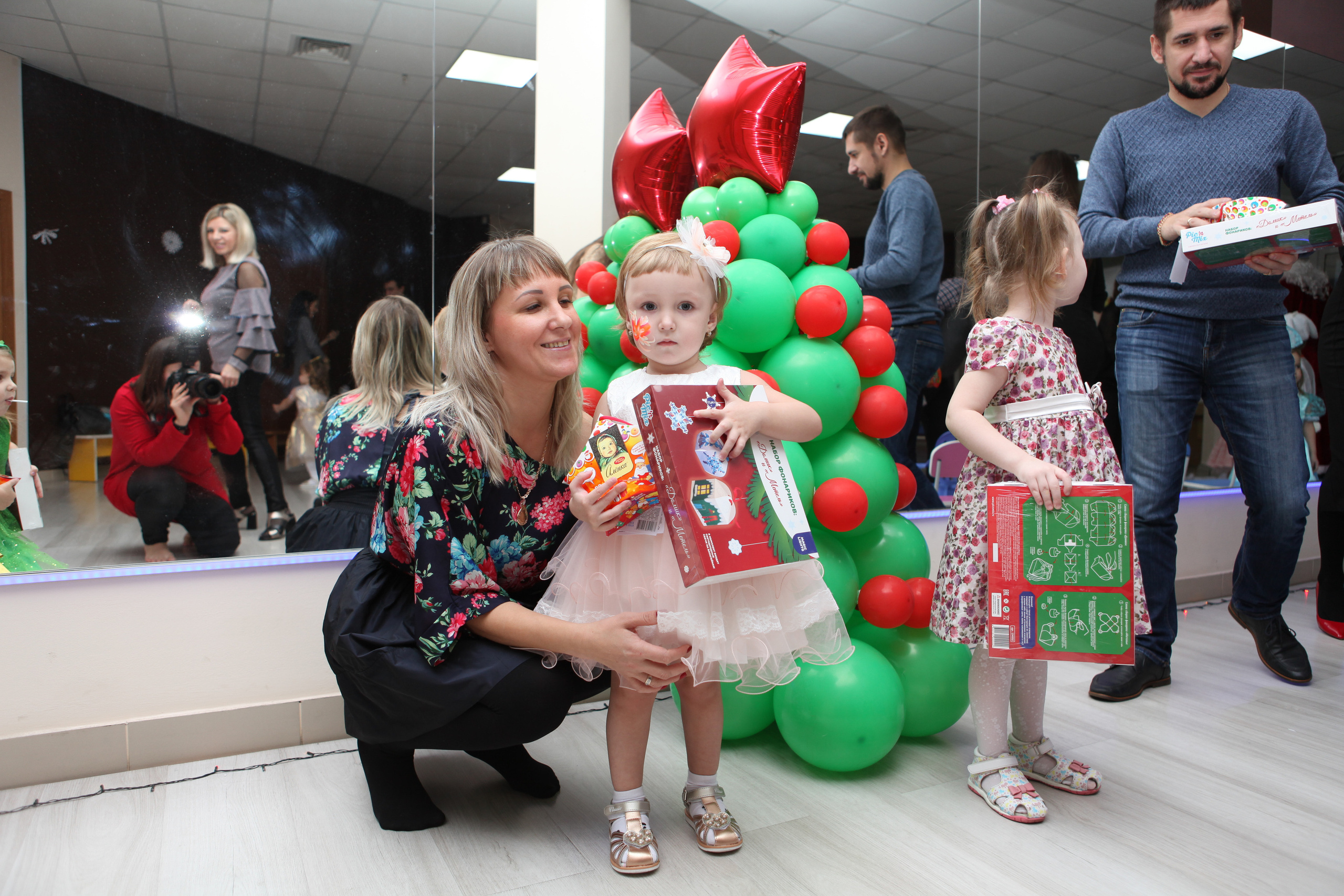Новый год в ДЦ «Фонарики». Фотограф Дарья Локотко в Красноярске