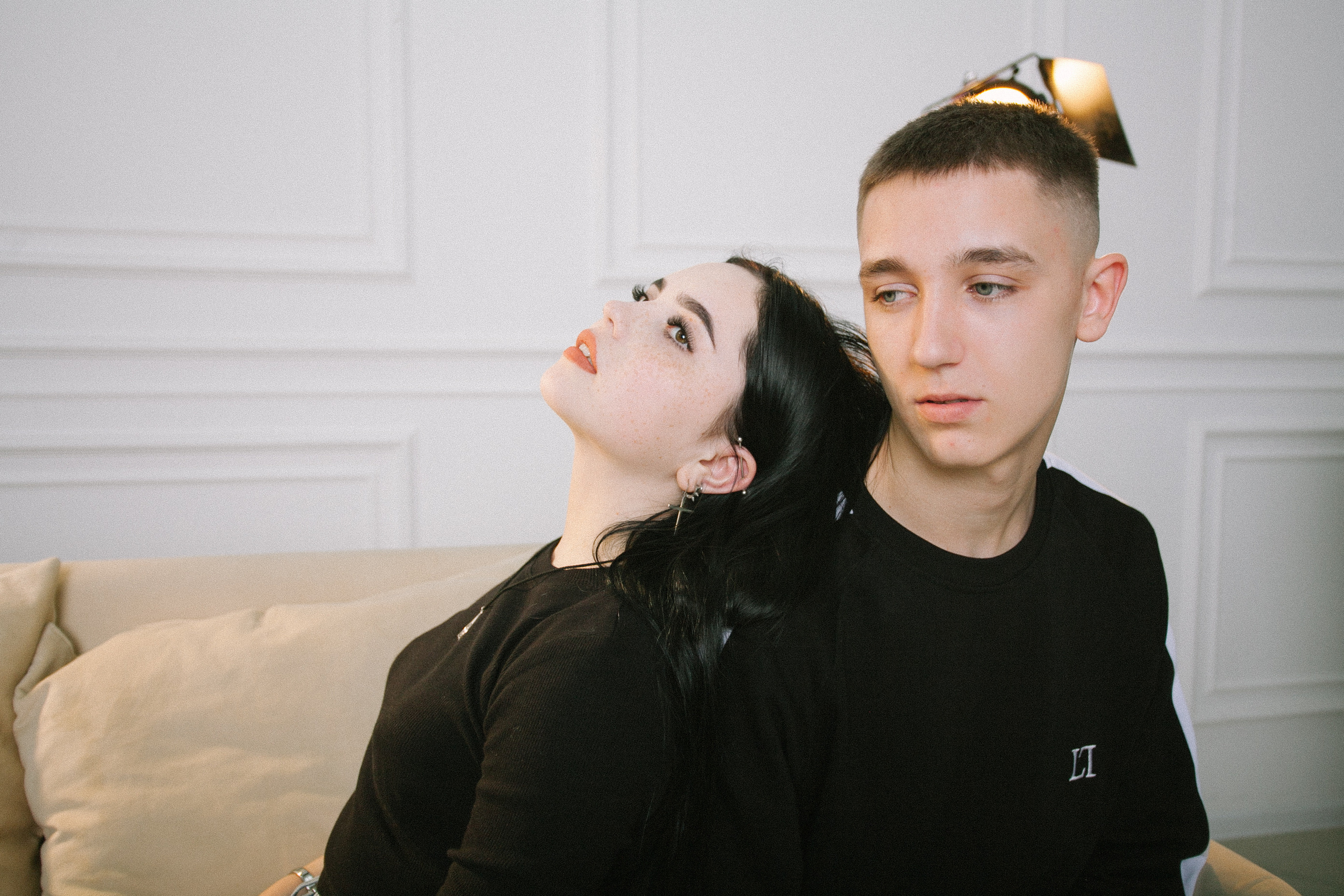 девушка парень любовь романтическая фотосессия в фото студии