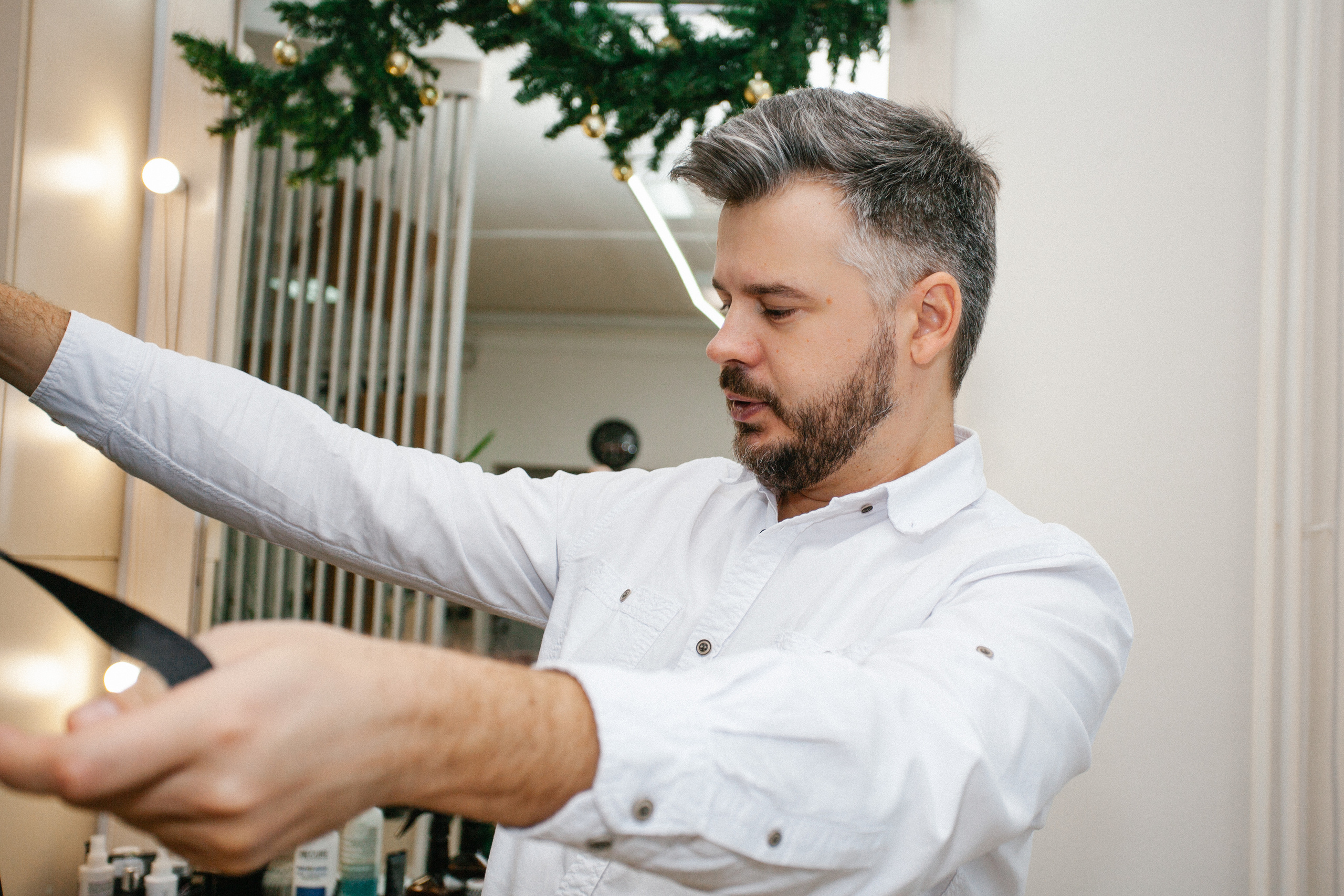 парикмахер мужчина салон  