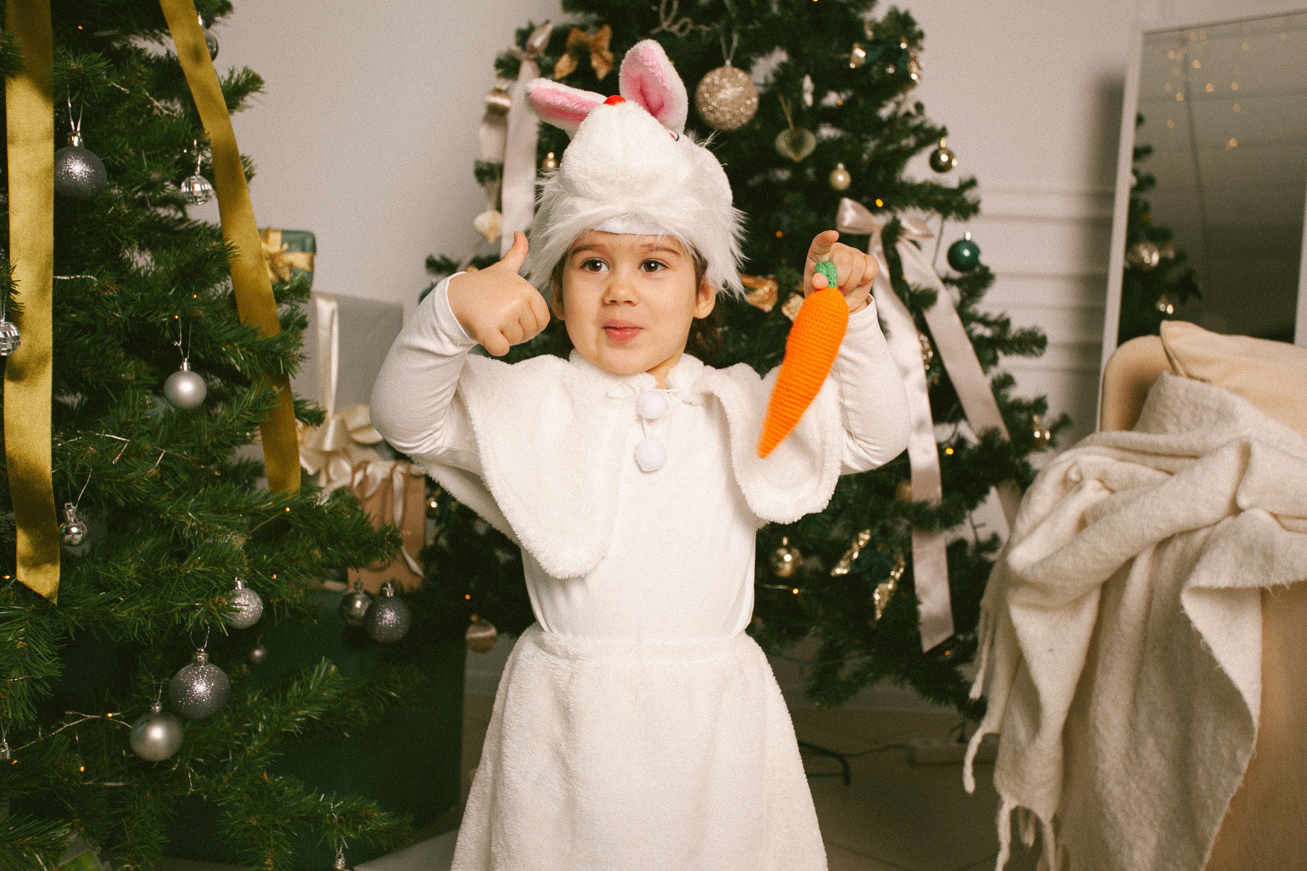 заяц счастливая семья фотосессия в студии вместе любовь новый год