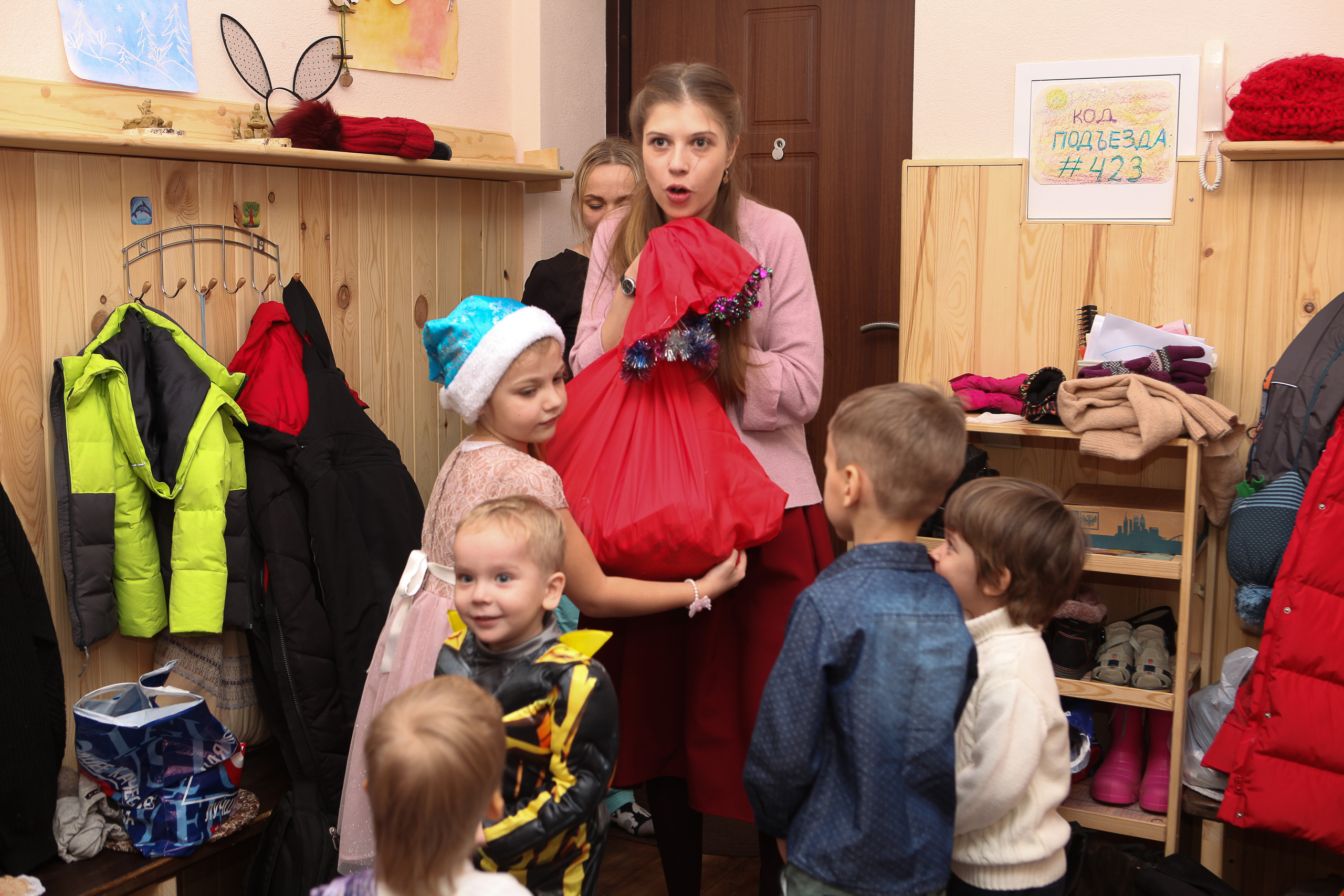 Новый год в Детском Саду Зернышко. Фотограф Дарья Локотко в Красноярске