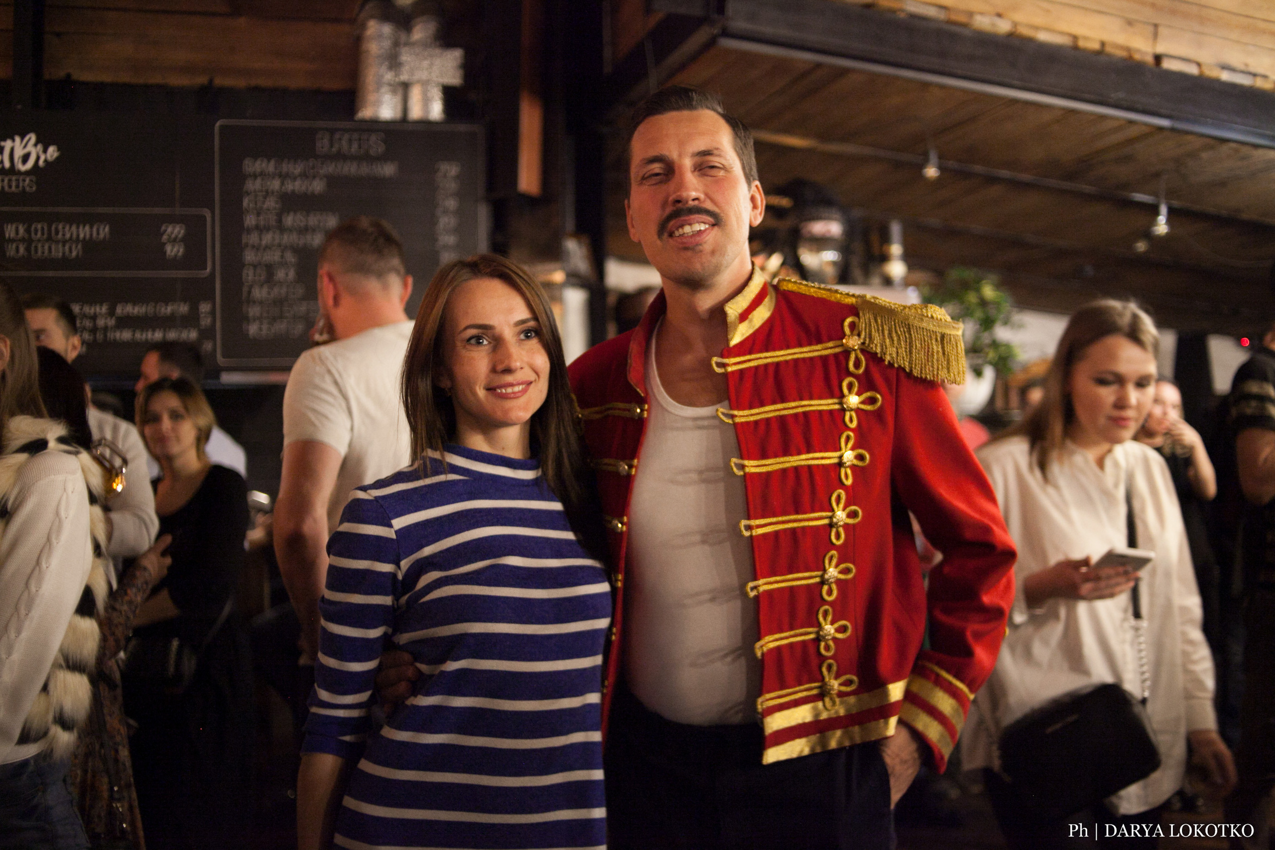 Freddie Mercury в YUSHIN. Фотограф Дарья Локотко в Красноярске