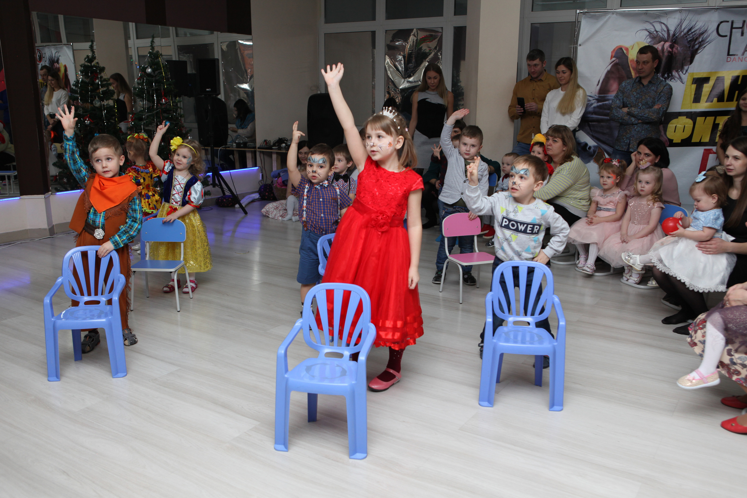 Новый год в ДЦ «Фонарики». Фотограф Дарья Локотко в Красноярске