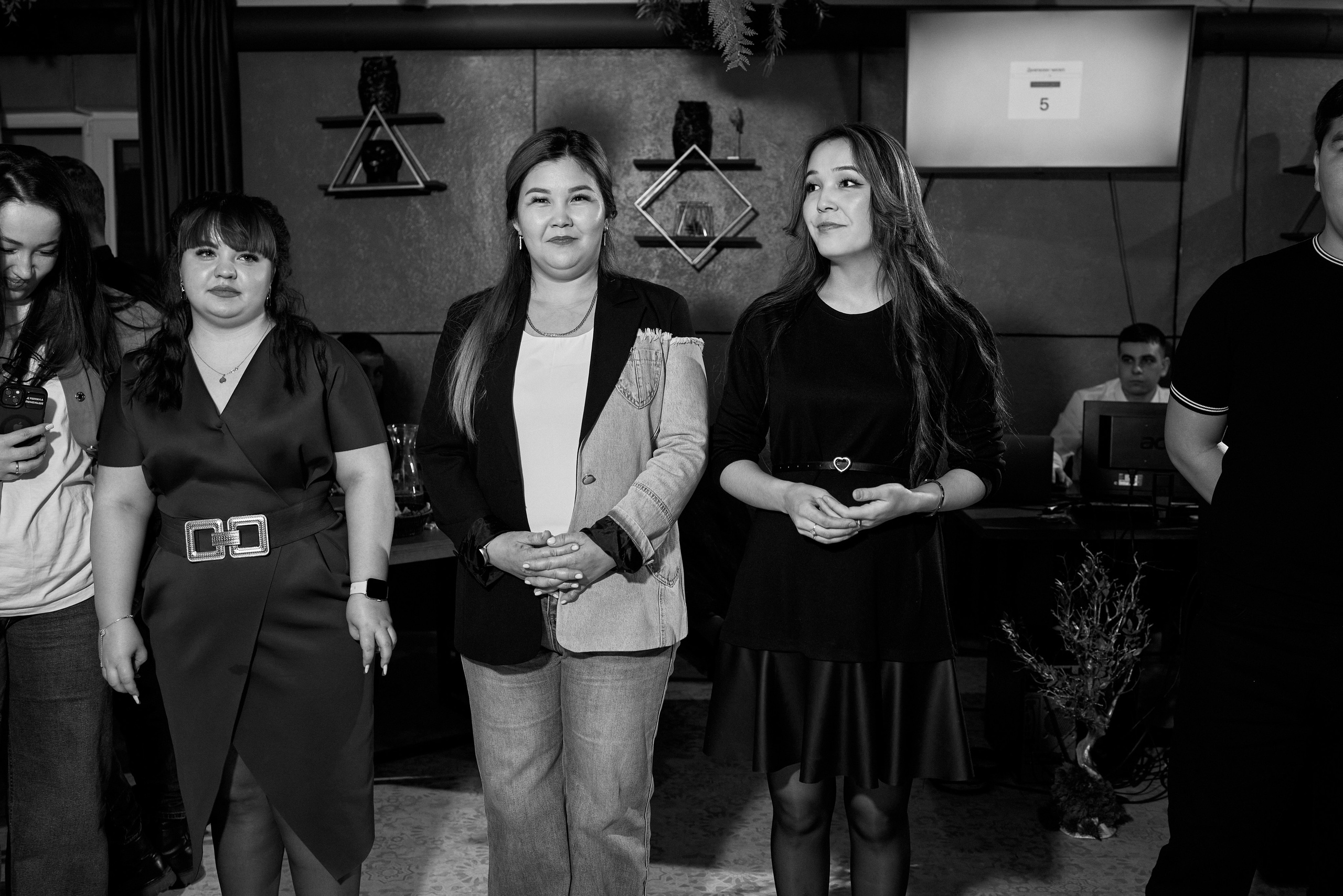 MAXIM & DAMIR | FOREST BAR | 8 МАРТА! 2-й вечер. Главная