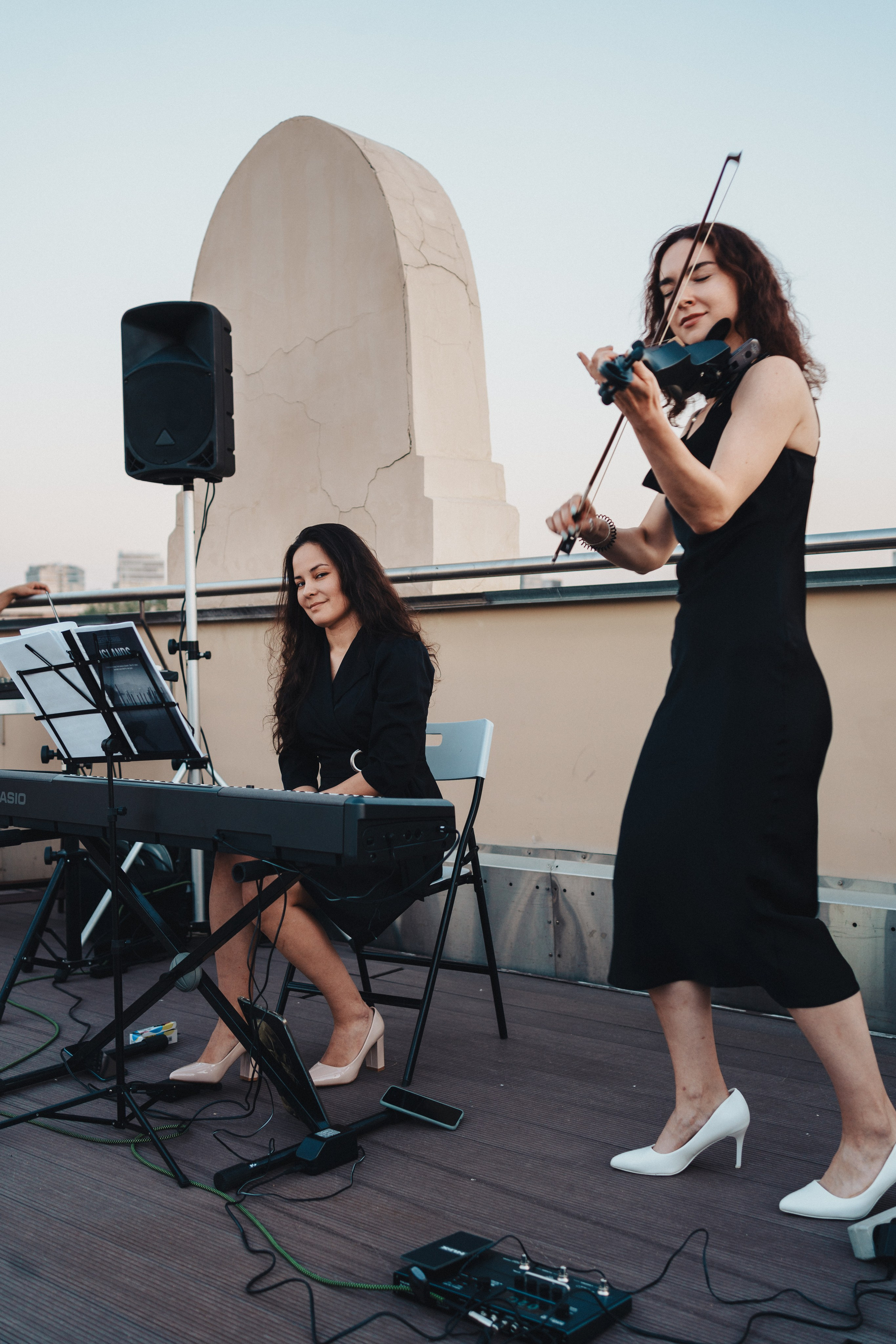 Выставка на крыше Парка Горького. Семейный и детский фотограф и видеограф в Москве, Серпухове и Тарусе Валерия Сорокина