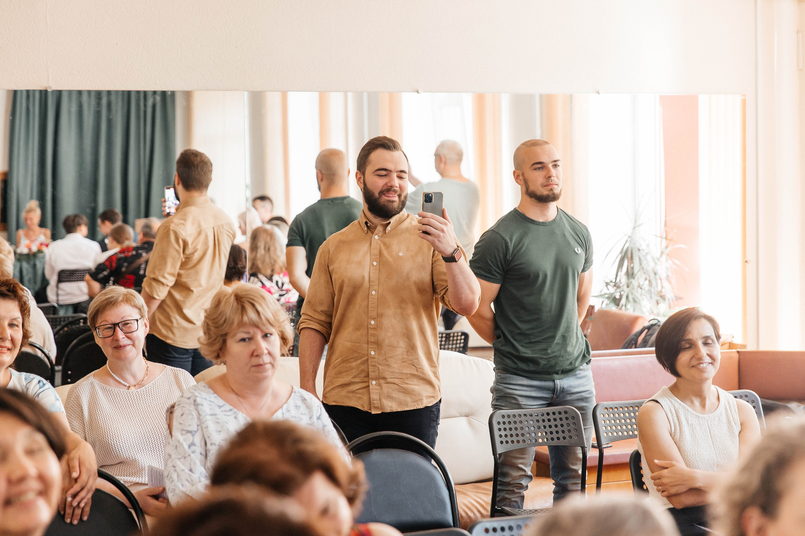 Гимназия Пеленг. _Carpe diem_