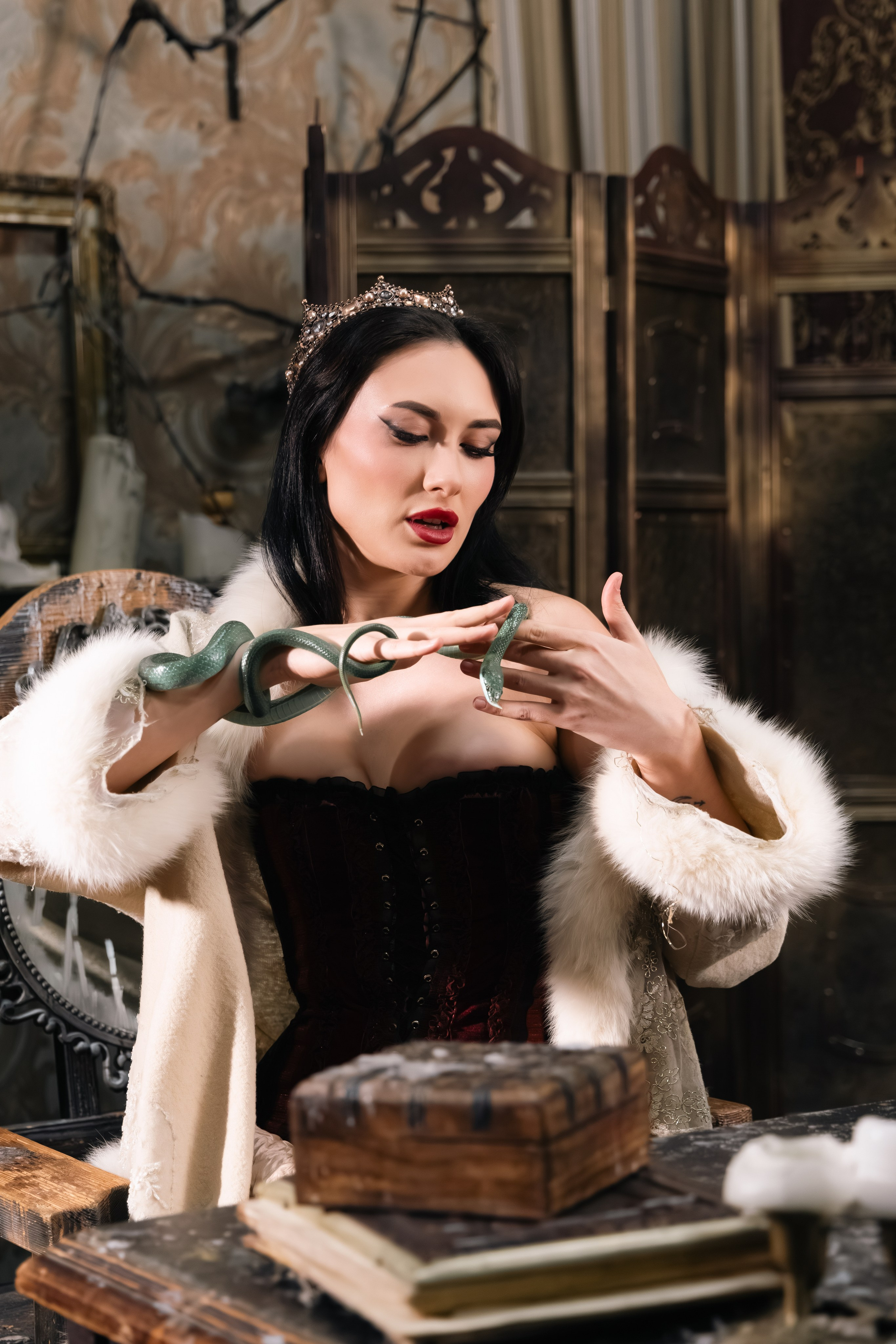 «World Fashion Magazine» фотосъёмка для журнала. Photomantis