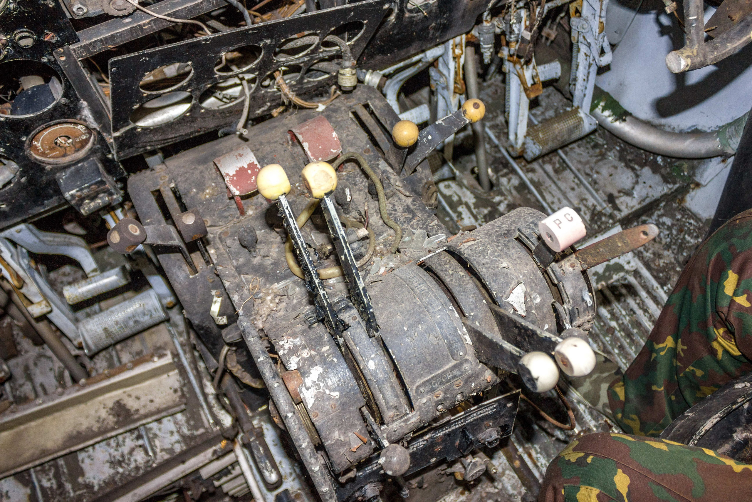 Ил-12 (Монино). Фотоальбом показывающий увлекательный мир авиации и мир медведей Андрея Иванова