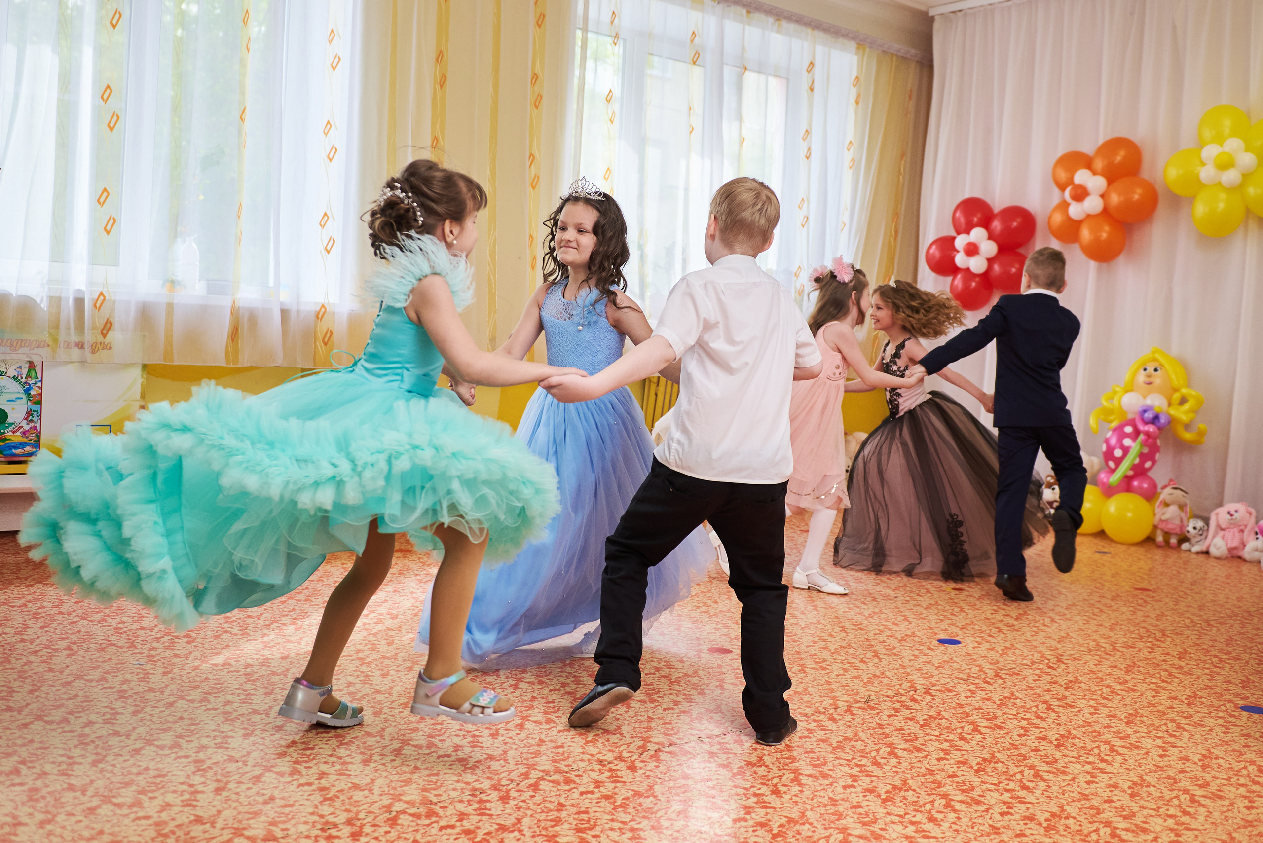 Детские праздники, Выпускные, 1 сентября. Выпускные Альбомы в Нижнем Новгороде