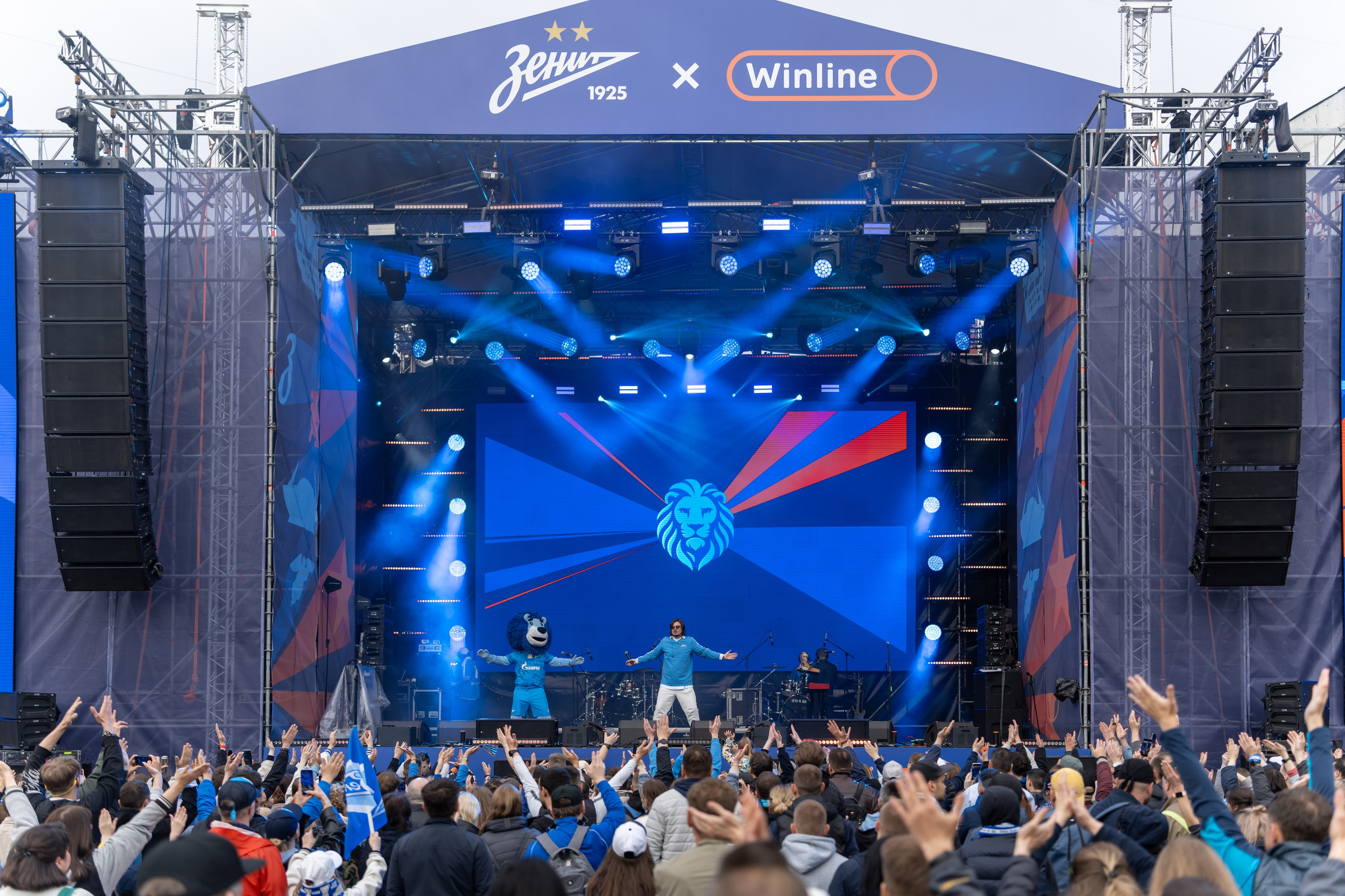 Зенит 100 лет. Андрей Сухинин репортажный свадебный фотограф Санкт-Петербург