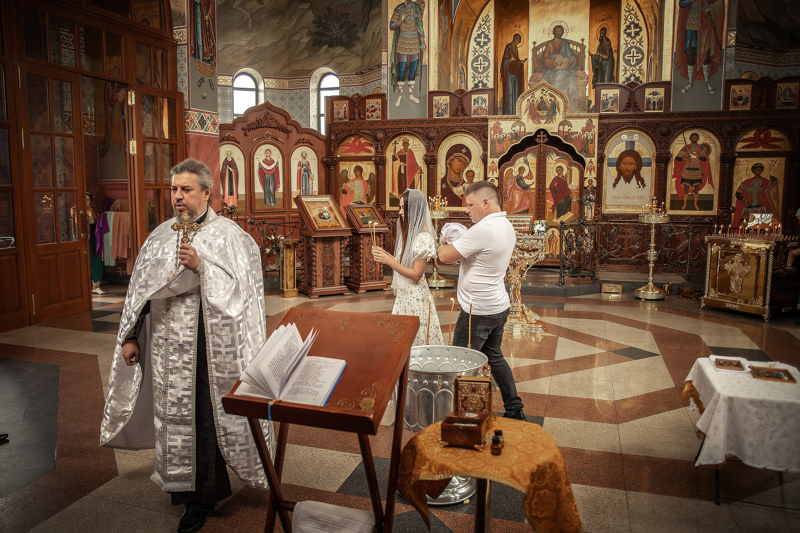 Таинство Крещения Романа, Храм Всех Святых Волгоград Мамаев Курган. Церковный, семейный и репортажный фотограф Волгоград, Волжский