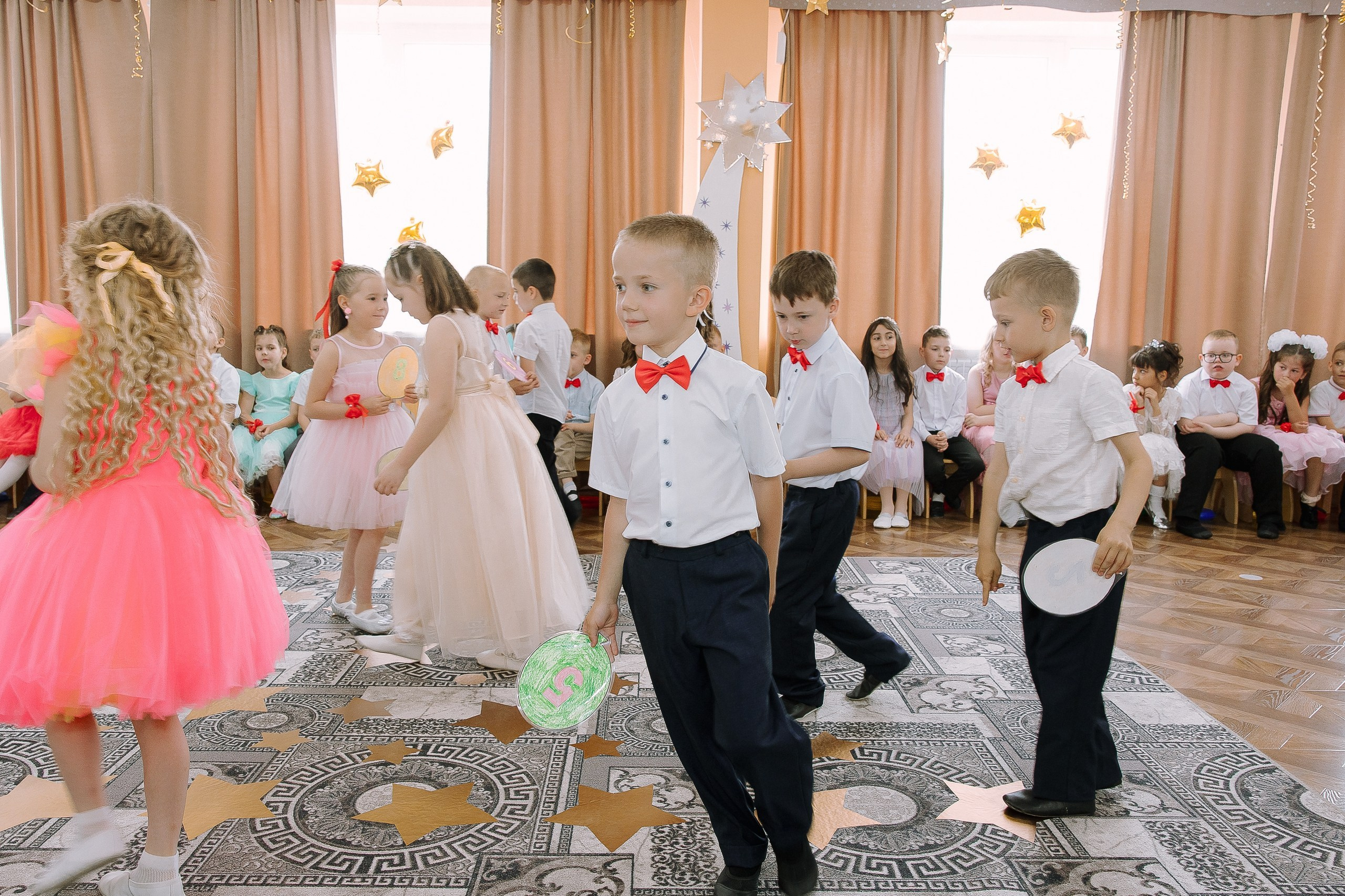 Выпускной в ДС 26. Выпускные альбомы Натальи Бутко: Новороссийск, Анапа, Геленджик