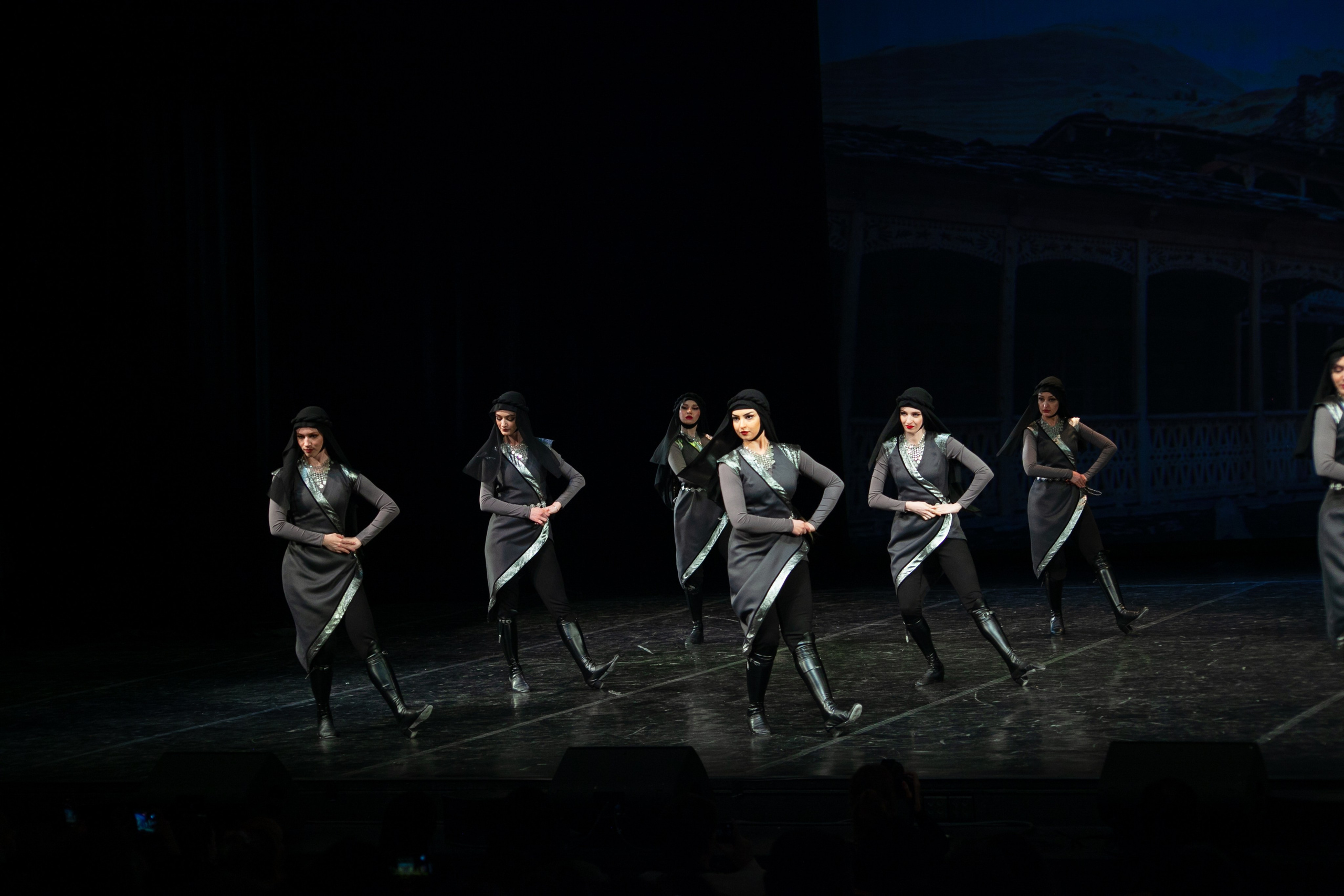 Концерт, грузинские танцы. Art photographer Nino