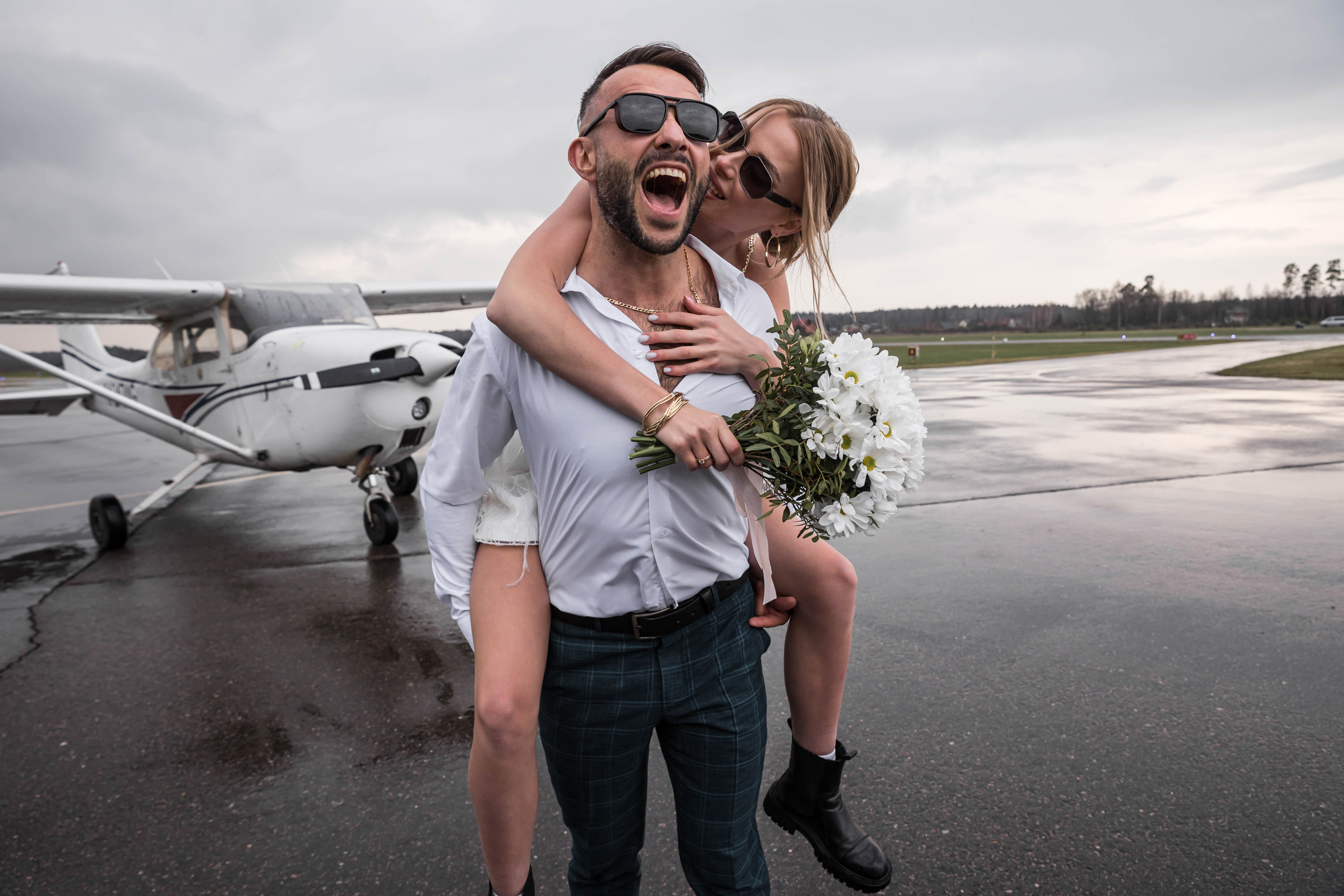 Аэродром. Роман и Виктория. Фотограф свадебный Москва.Серпухов. Андрей Гоев