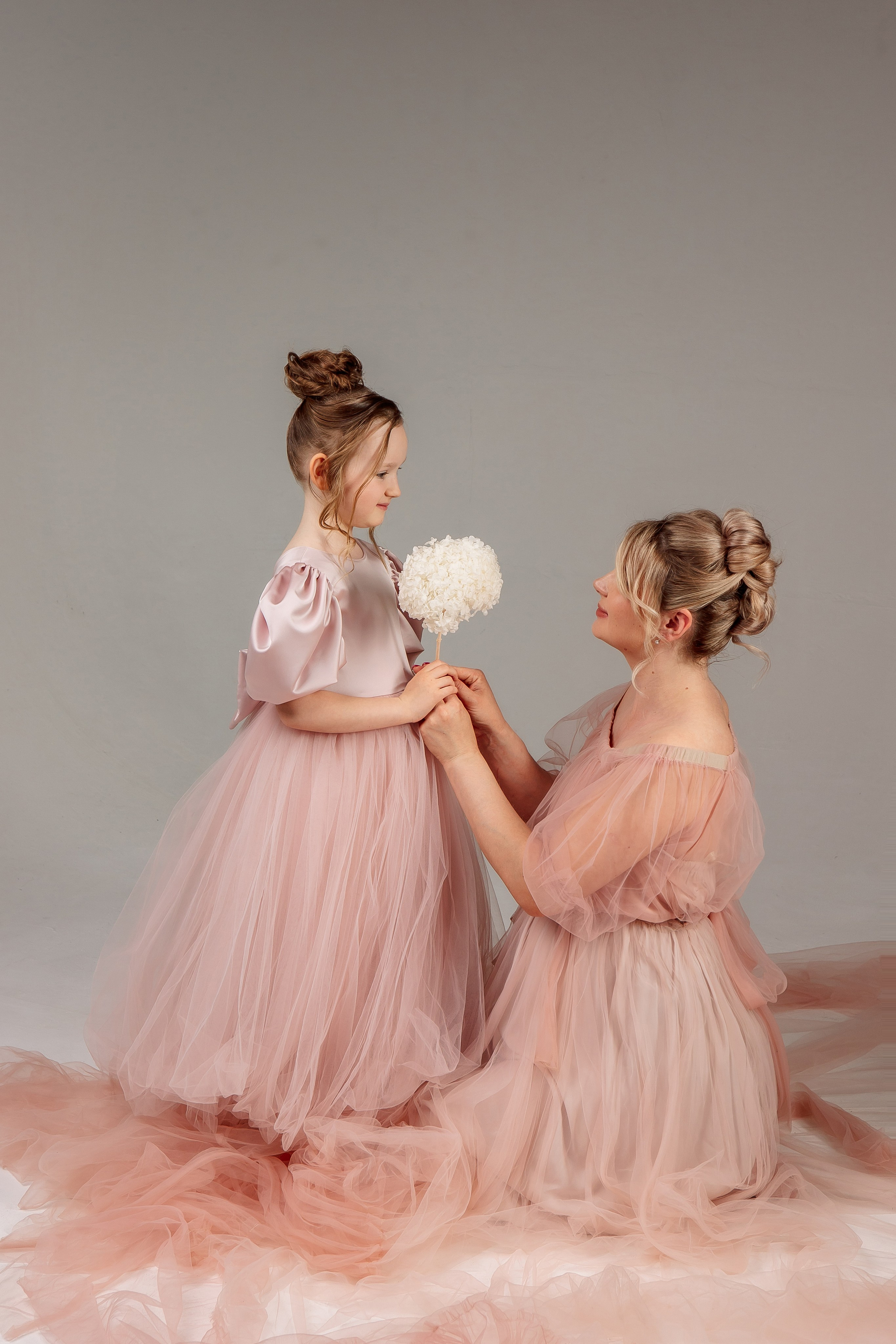 Мама и доченька. Семейный детский фотограф. Фотосессия в Минске