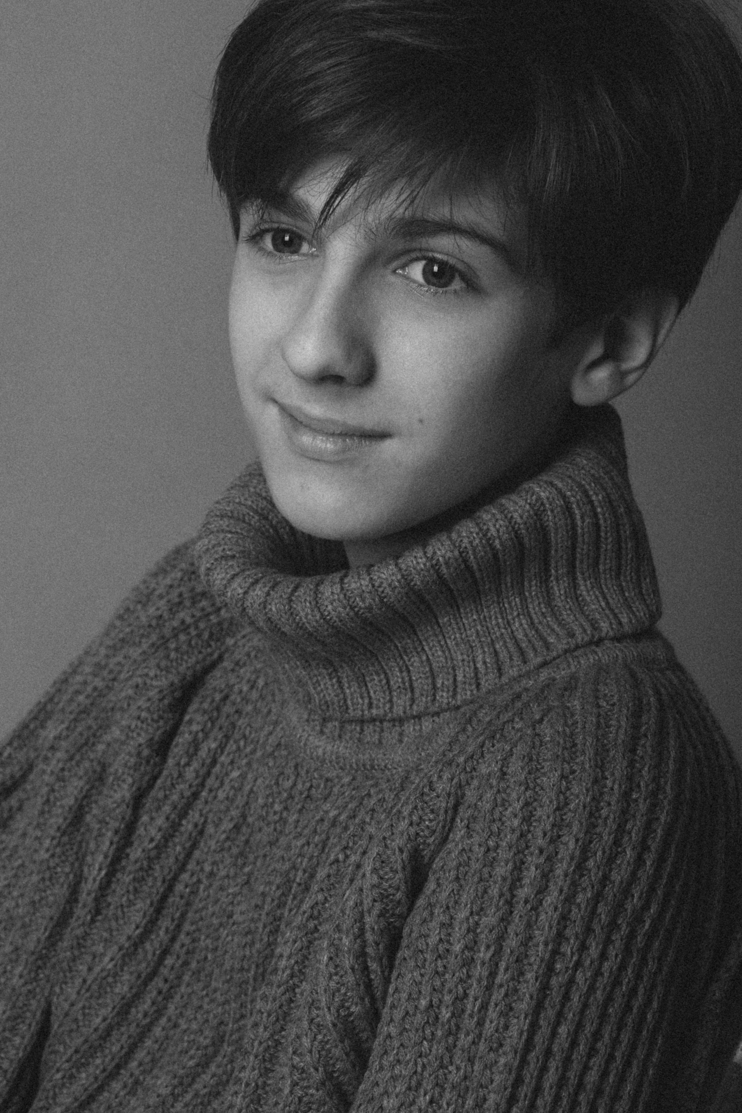 АРТЁМ. Я фотограф из Москвы к Вашим услугам