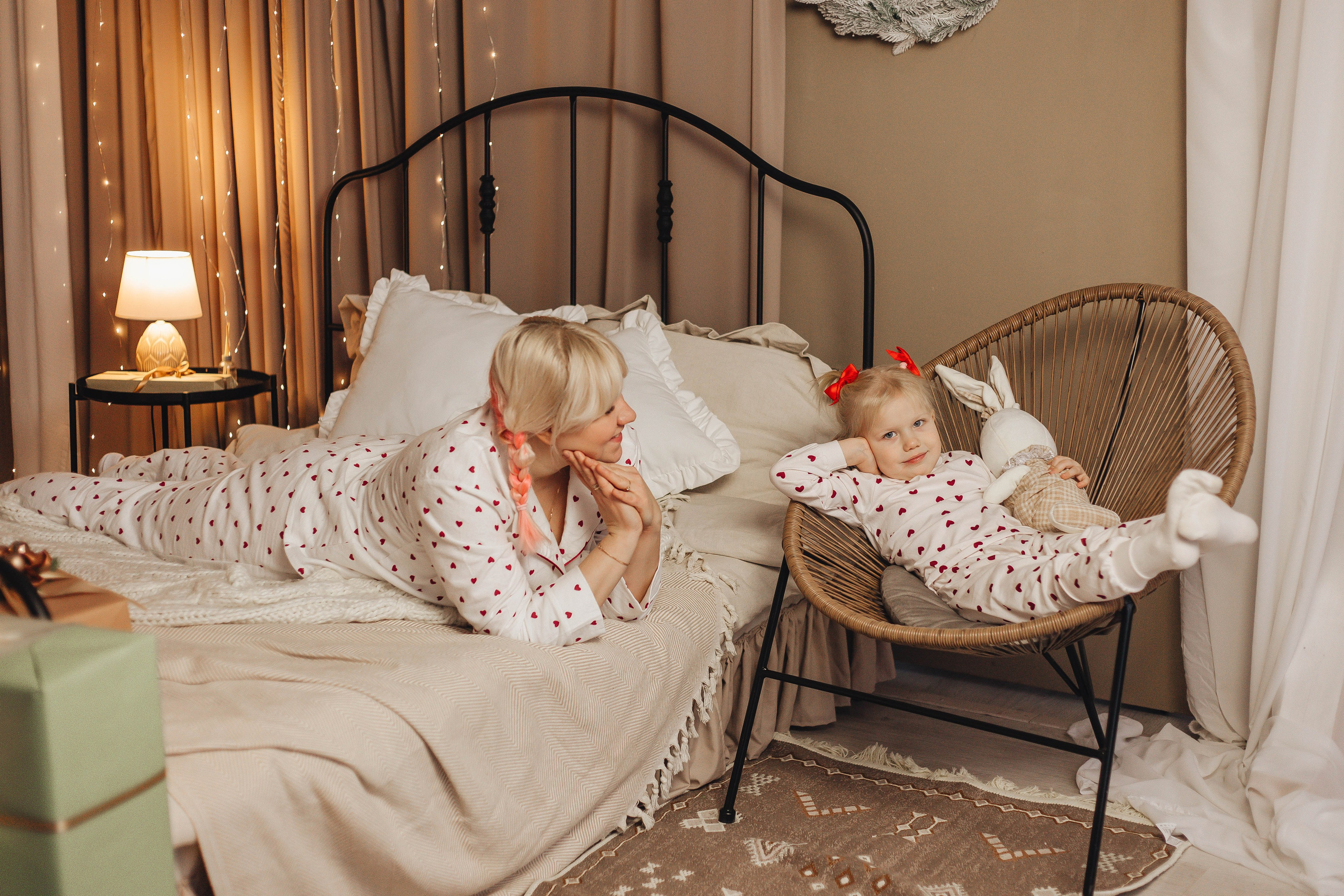 Мама и дочка. Новогодняя фотосессия. Фотограф Светлана Столярова Воскресенск