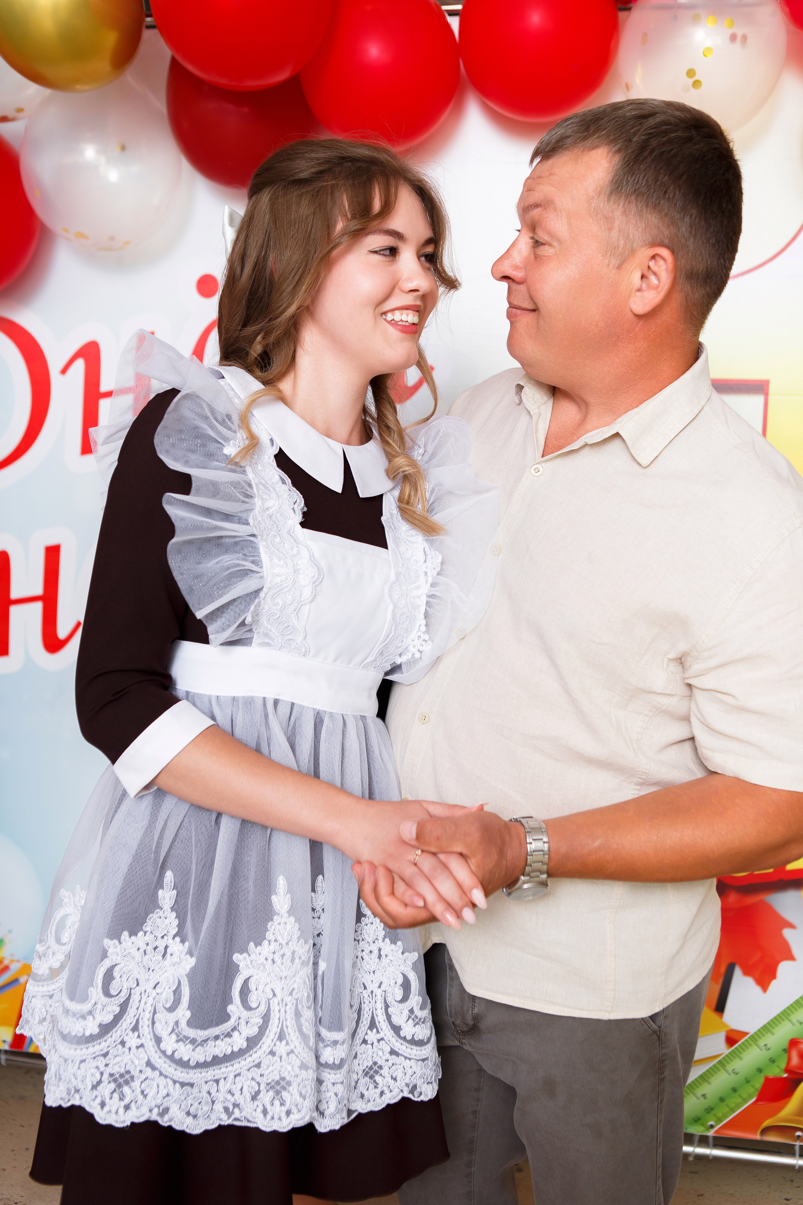 1 СЕНТЯБРЯ 2024 ГОДА — 9 ШКОЛА — ФОТОСЕССИЯ С РОДИТЕЛЯМИ. Профессиональный фотограф в Мценске и Орловской области