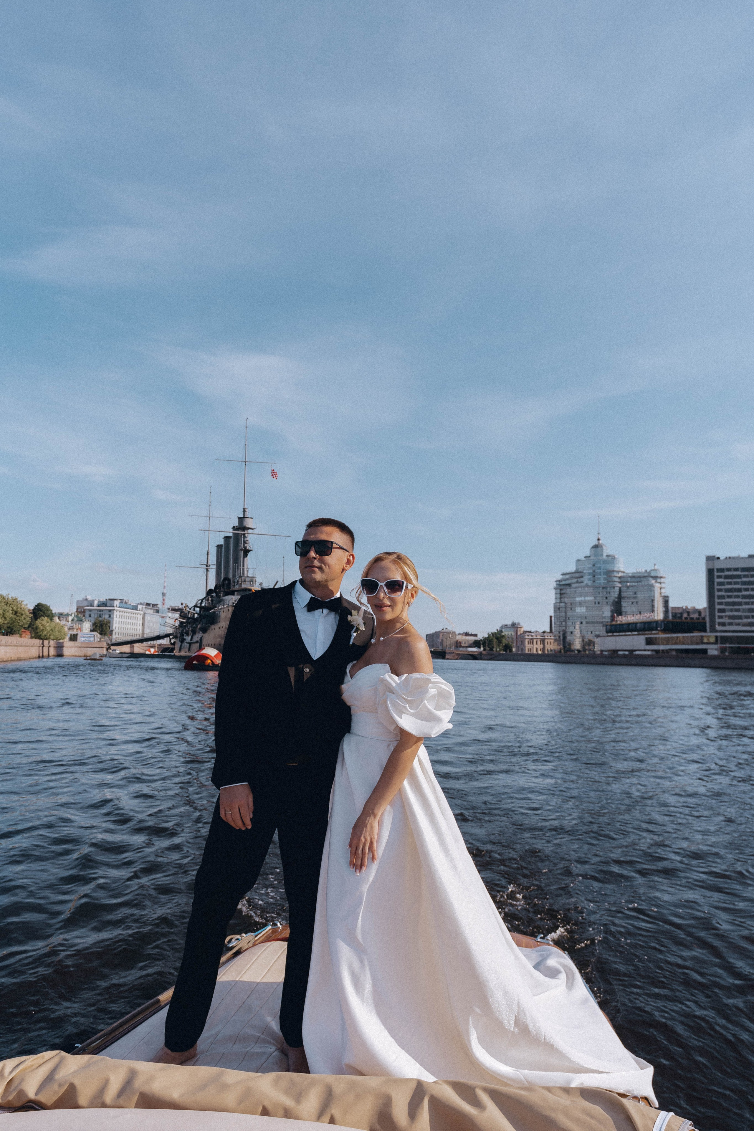 СВАДЕНБНАЯ СЬЕМКА НА КАТЕРЕ ПО КАНАЛАМ САНКТ-ПЕТЕРБУРГА И В АКВАТОРИИ НЕВЫ. Профессиональный фотограф, Санкт-Петербург — Виктория Богомолова