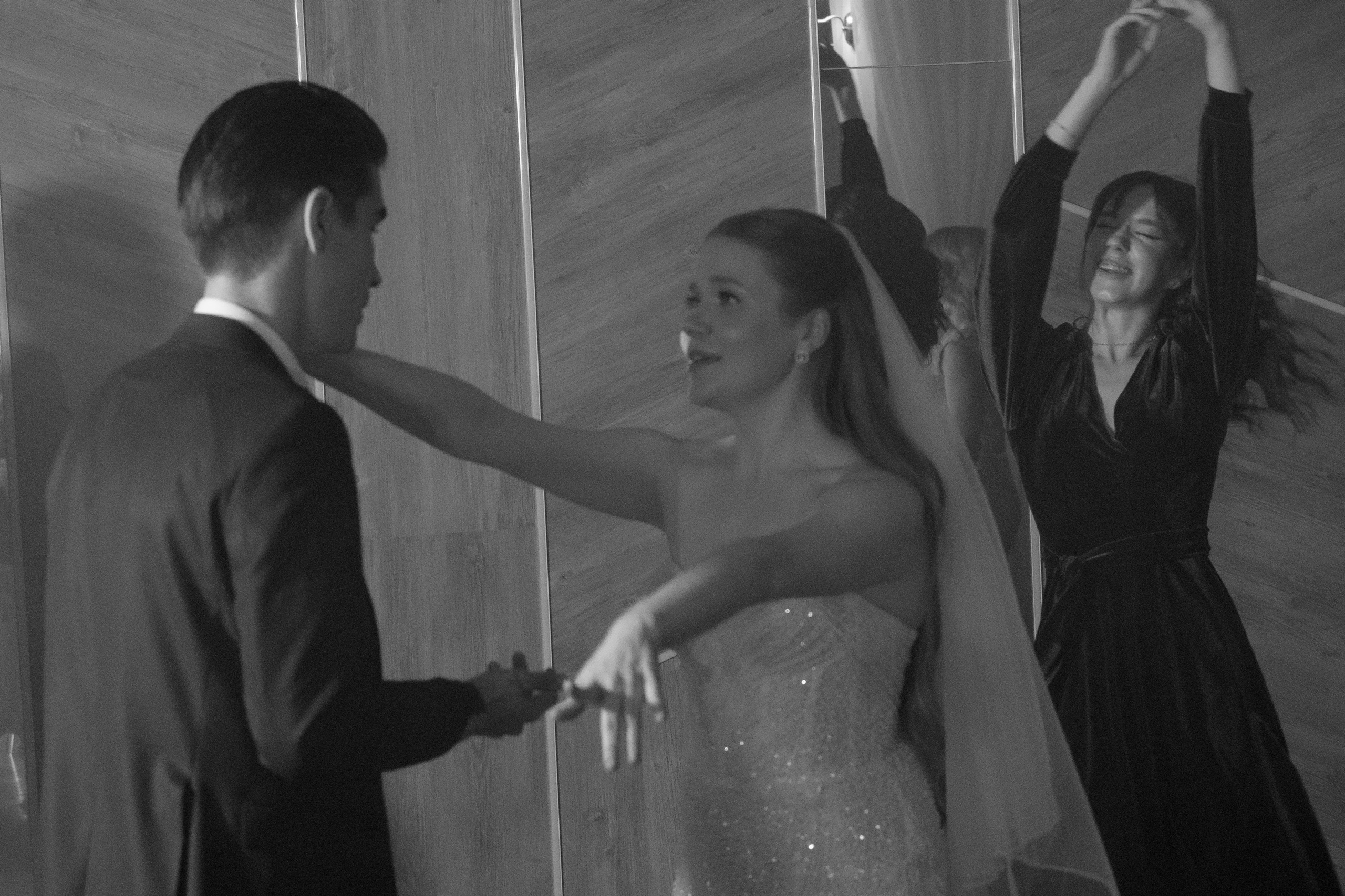 СВАДЕБНЫЙ БАНКЕТ (СНЯТО В СИБИРЕ В НИЖНЕВАРТОВСКЕ). Профессиональный фотограф, Санкт-Петербург — Виктория Богомолова