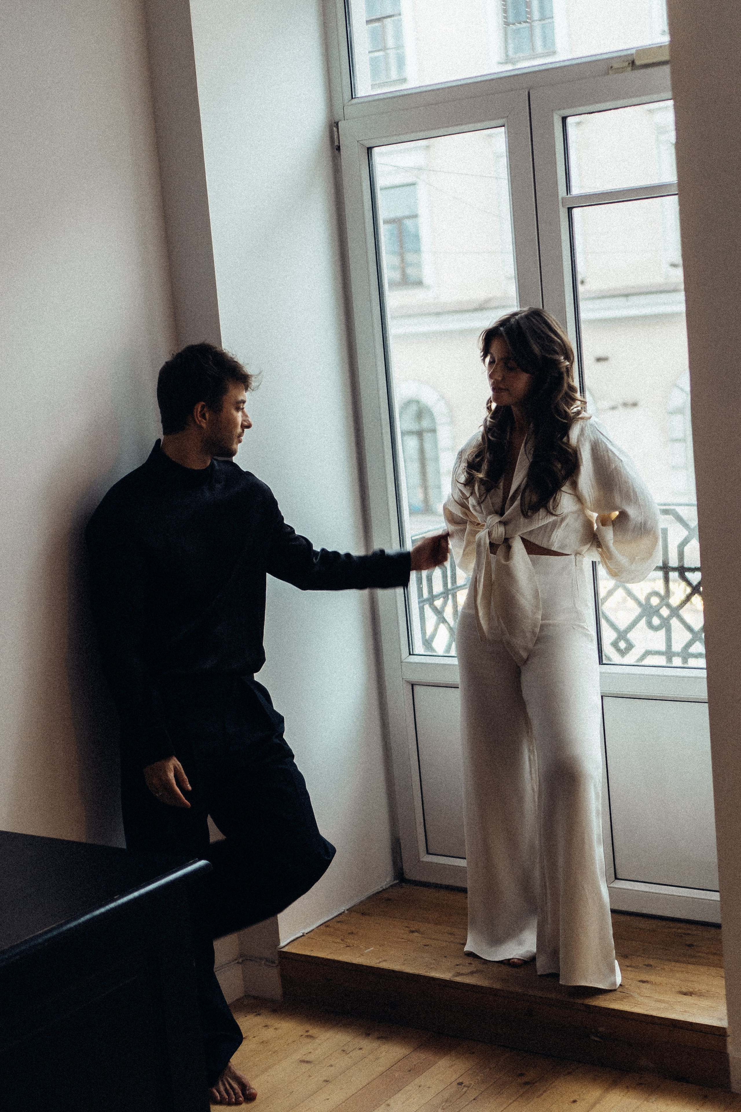 УТРО ЖЕНИХА И НЕВЕСТЫ В ПИТЕРСКОЙ КВАРТИРЕ И СЬЕМКА С СВАДЕБНЫХ ОБРАЗАХ. Профессиональный фотограф, Санкт-Петербург — Виктория Богомолова