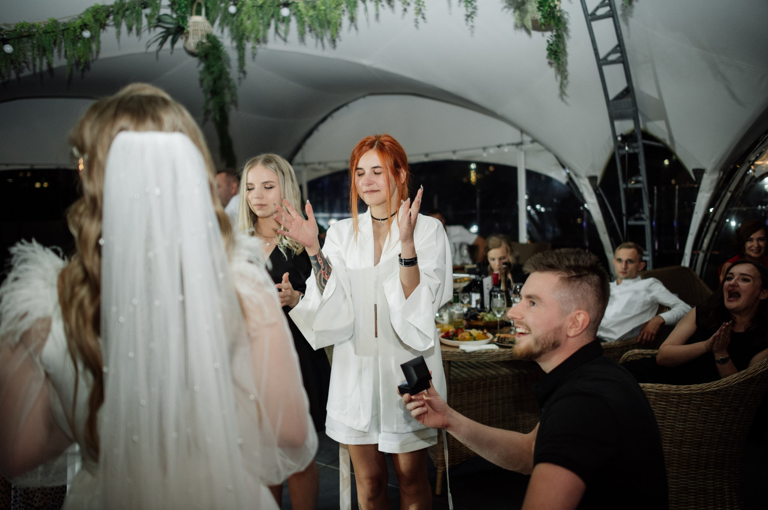 Свадебная фотосессия в Брянске, ресторан «Инжир». Свадебный и репортажный фотограф видеограф Брянск/Москва