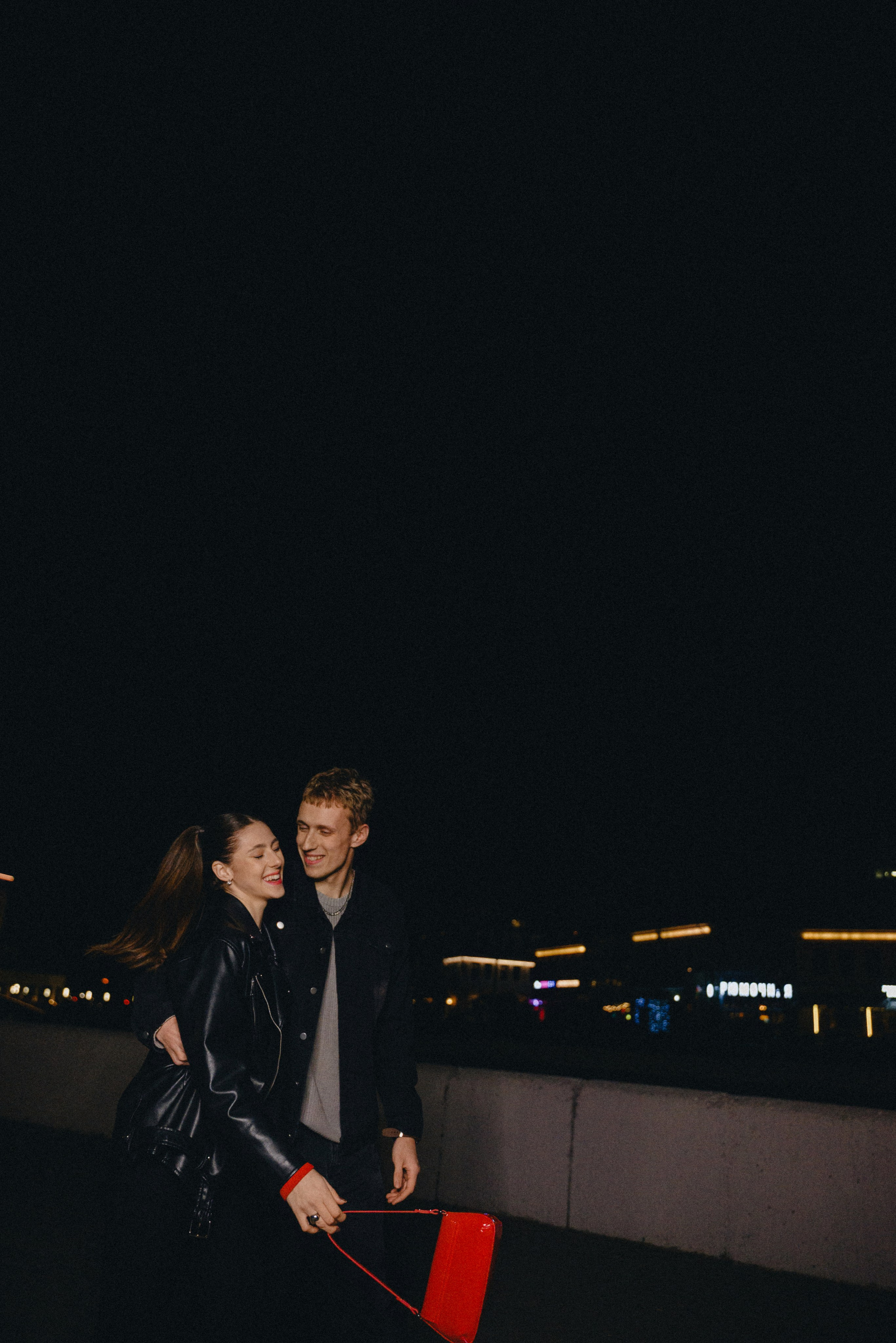 Любовь в ночном городе. Свадебный и портретный фотограф в Минске Наташа Каракулова